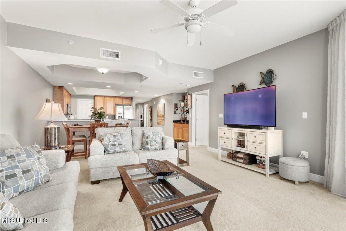 2668 Beach Boulevard Property Photo 11