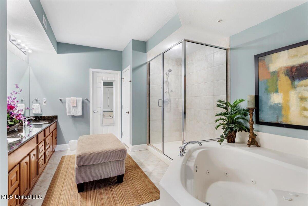 2668 Beach Boulevard Property Photo 15