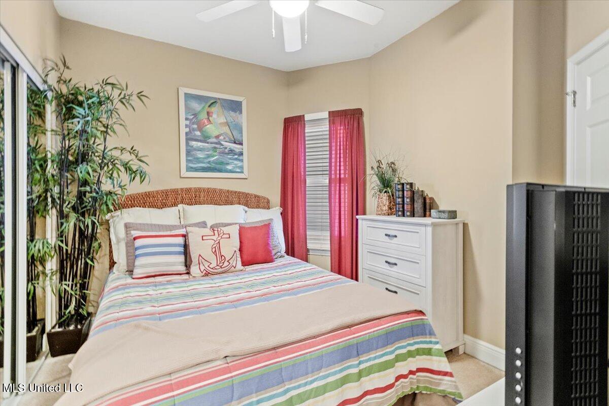 2668 Beach Boulevard Property Photo 24