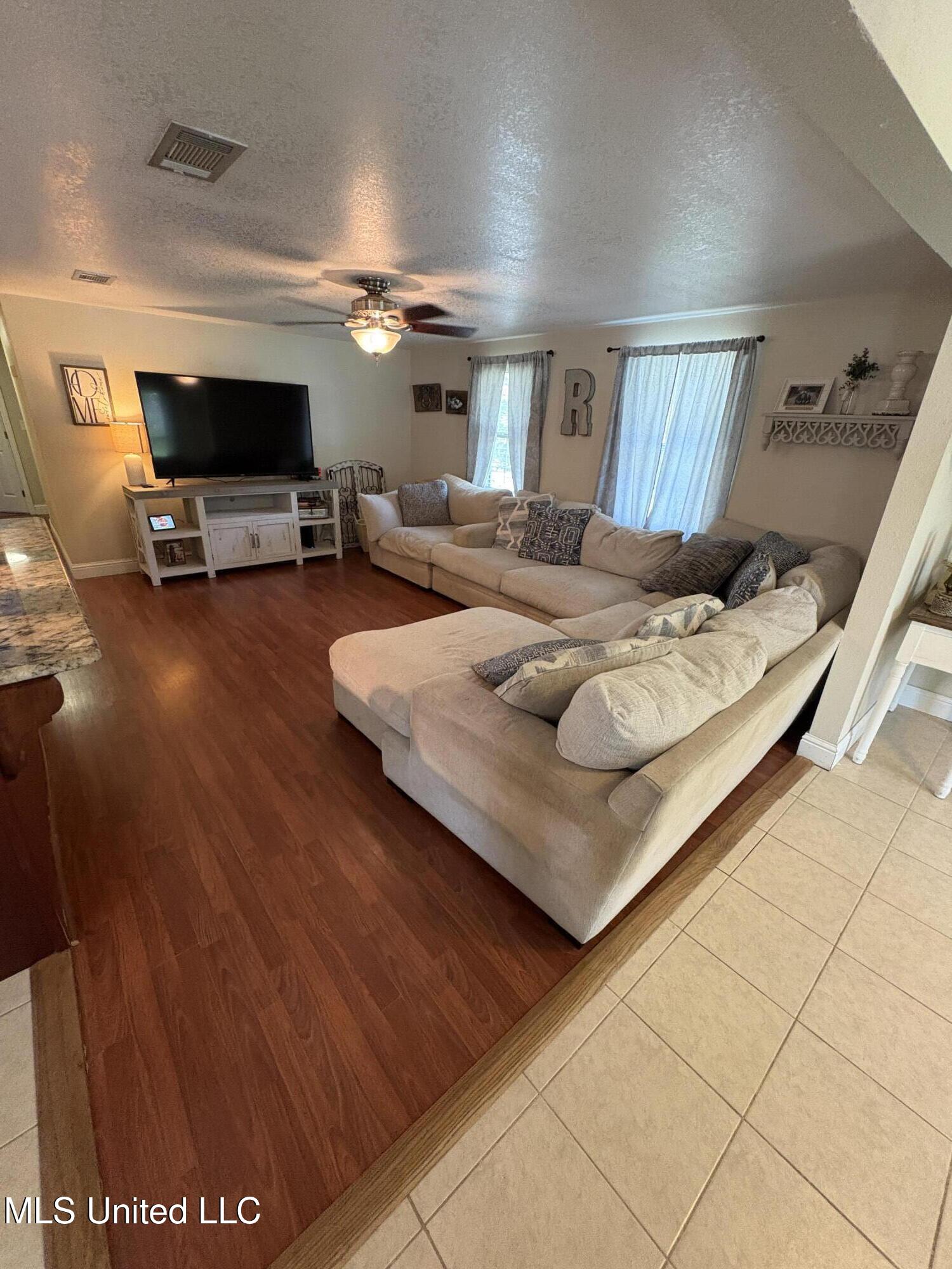 2512 Bahama Drive Property Photo 16