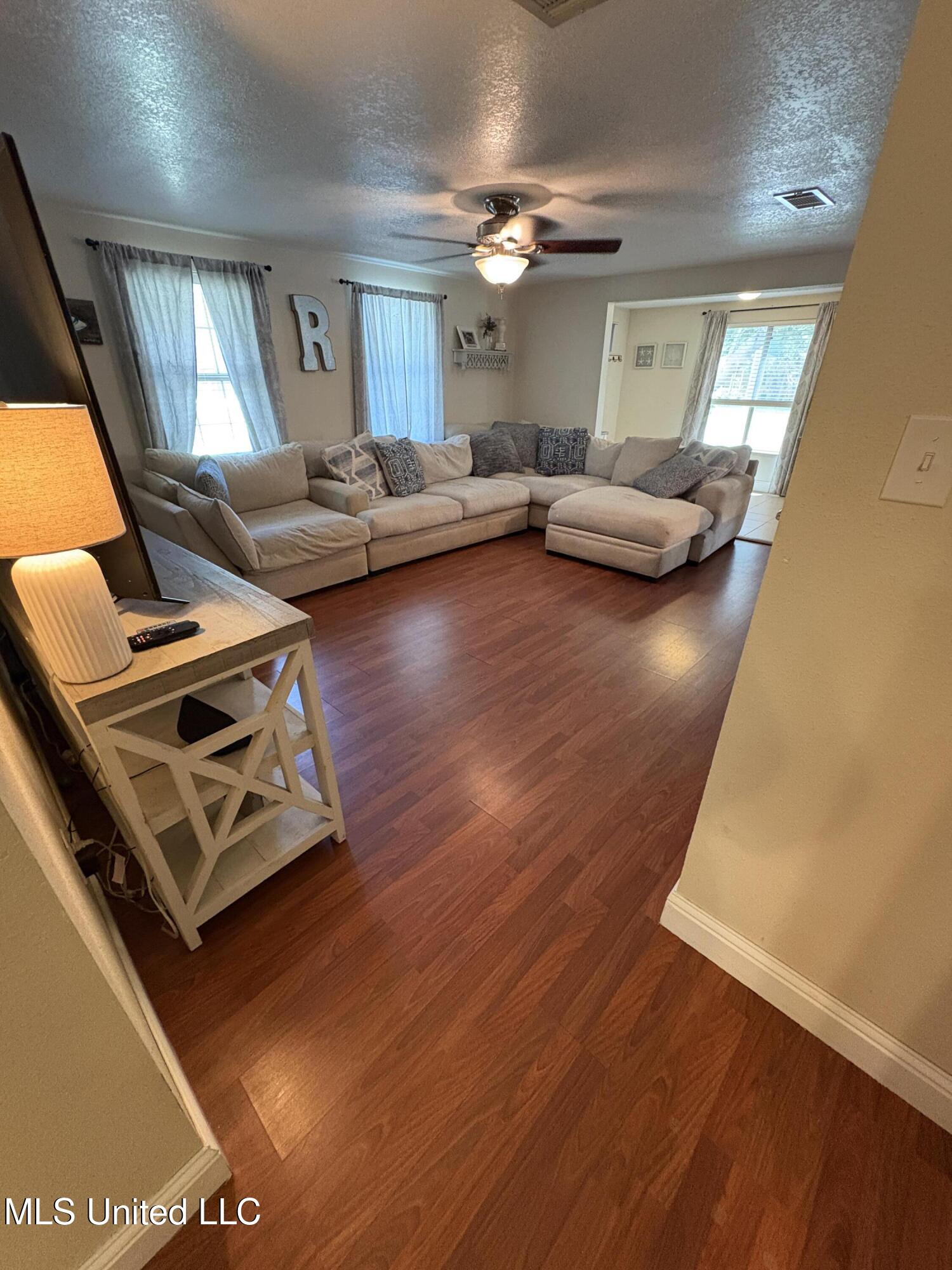 2512 Bahama Drive Property Photo 17