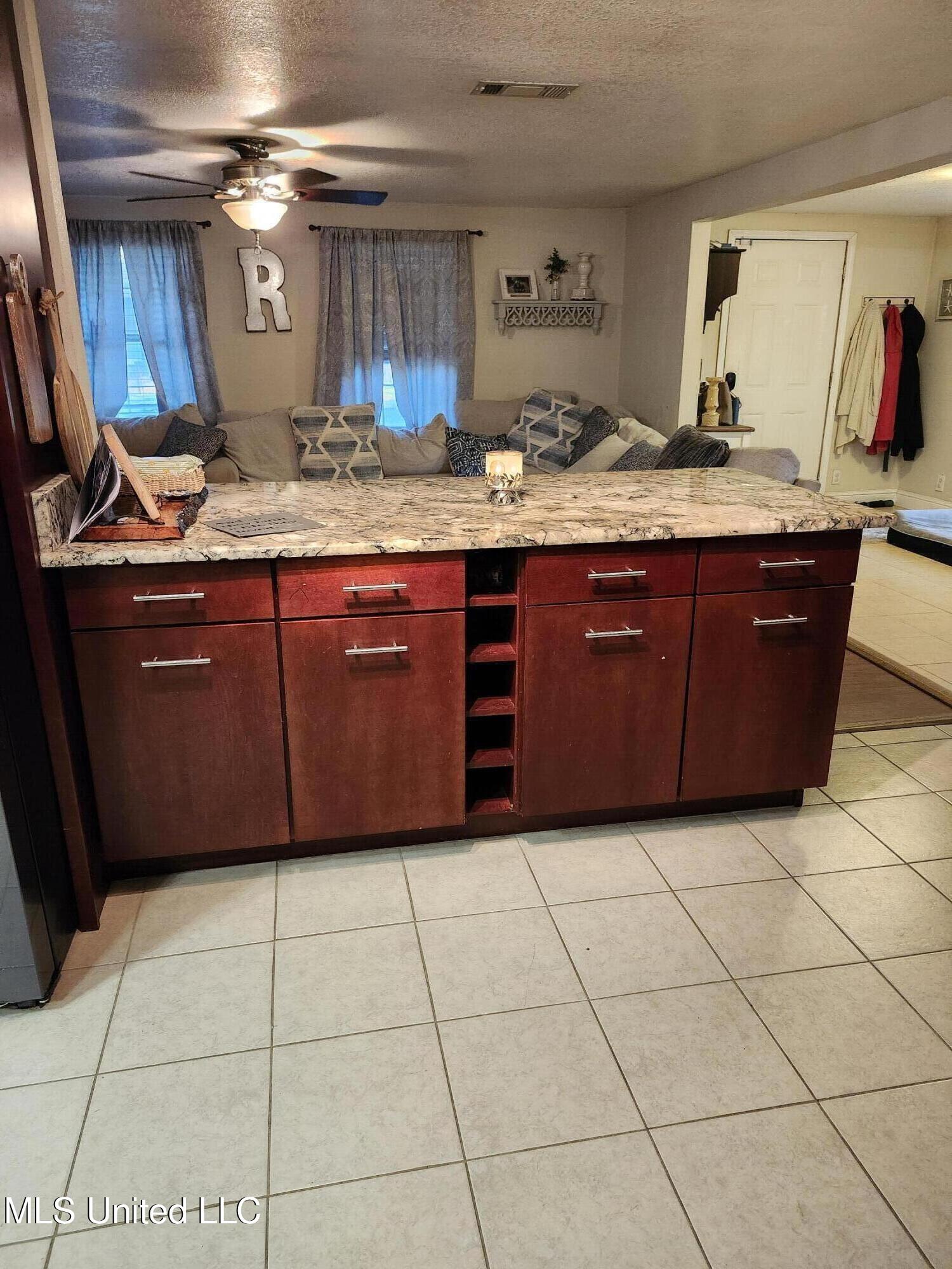 2512 Bahama Drive Property Photo 19