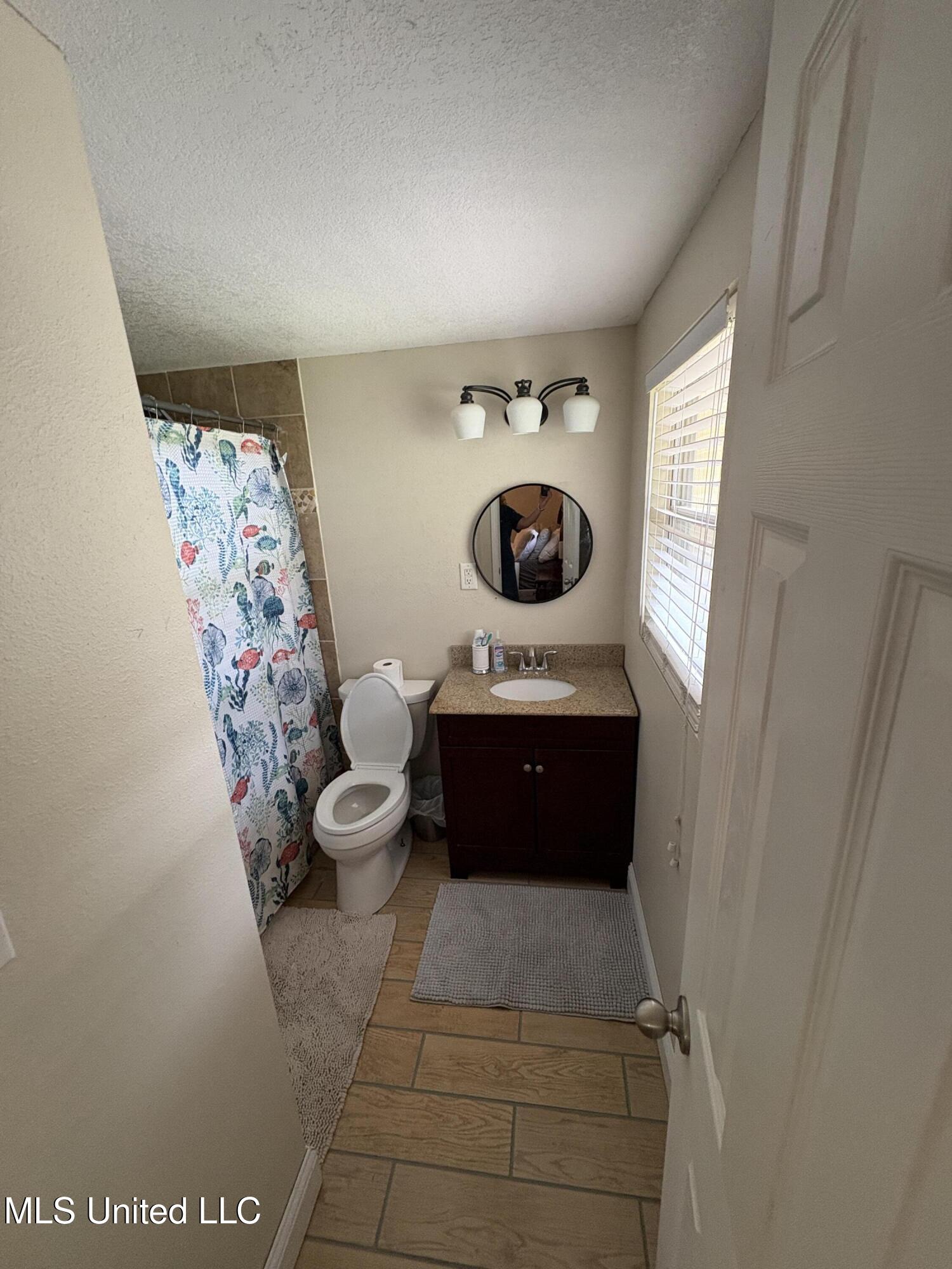 2512 Bahama Drive Property Photo 25
