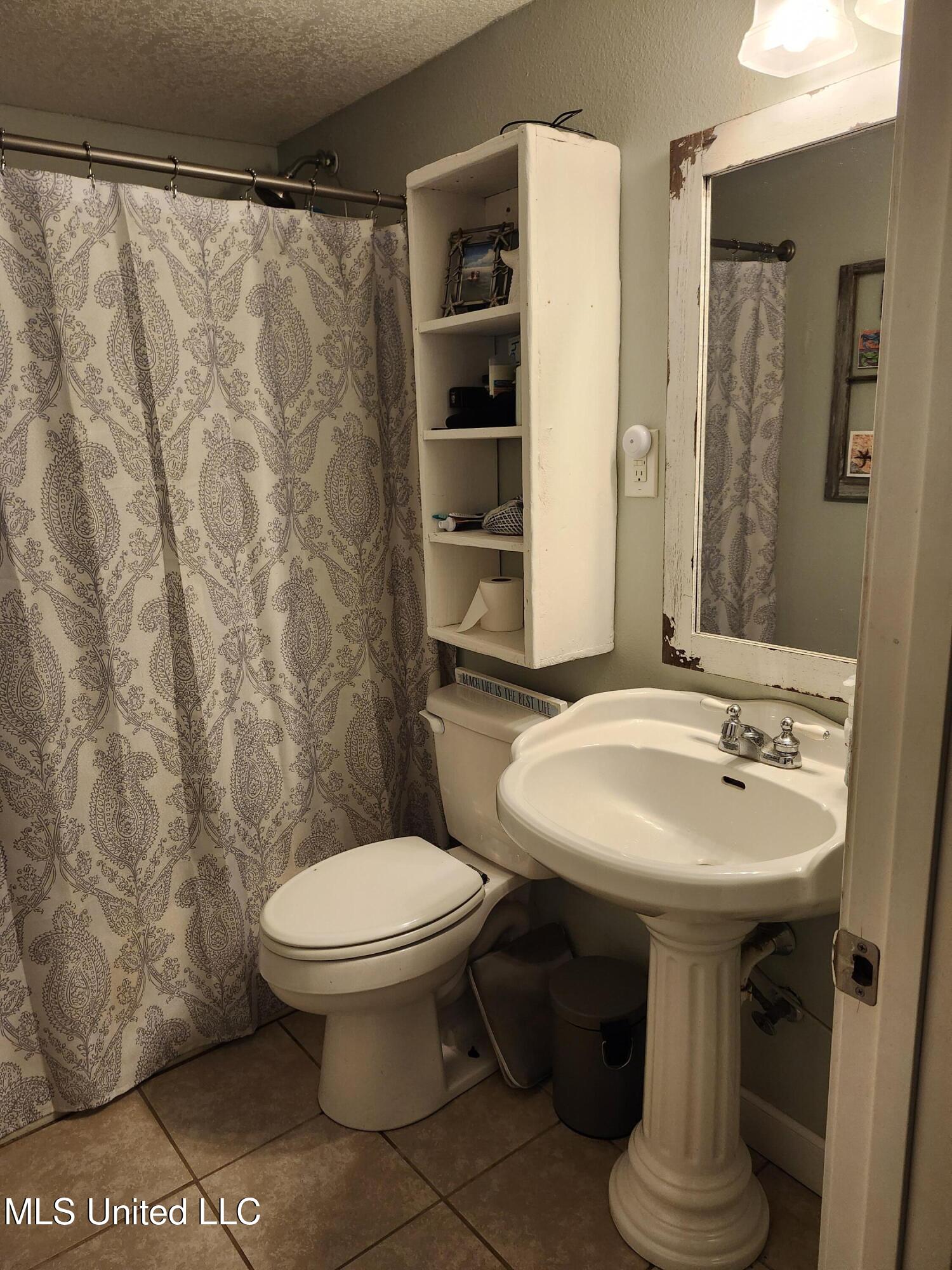 2512 Bahama Drive Property Photo 29