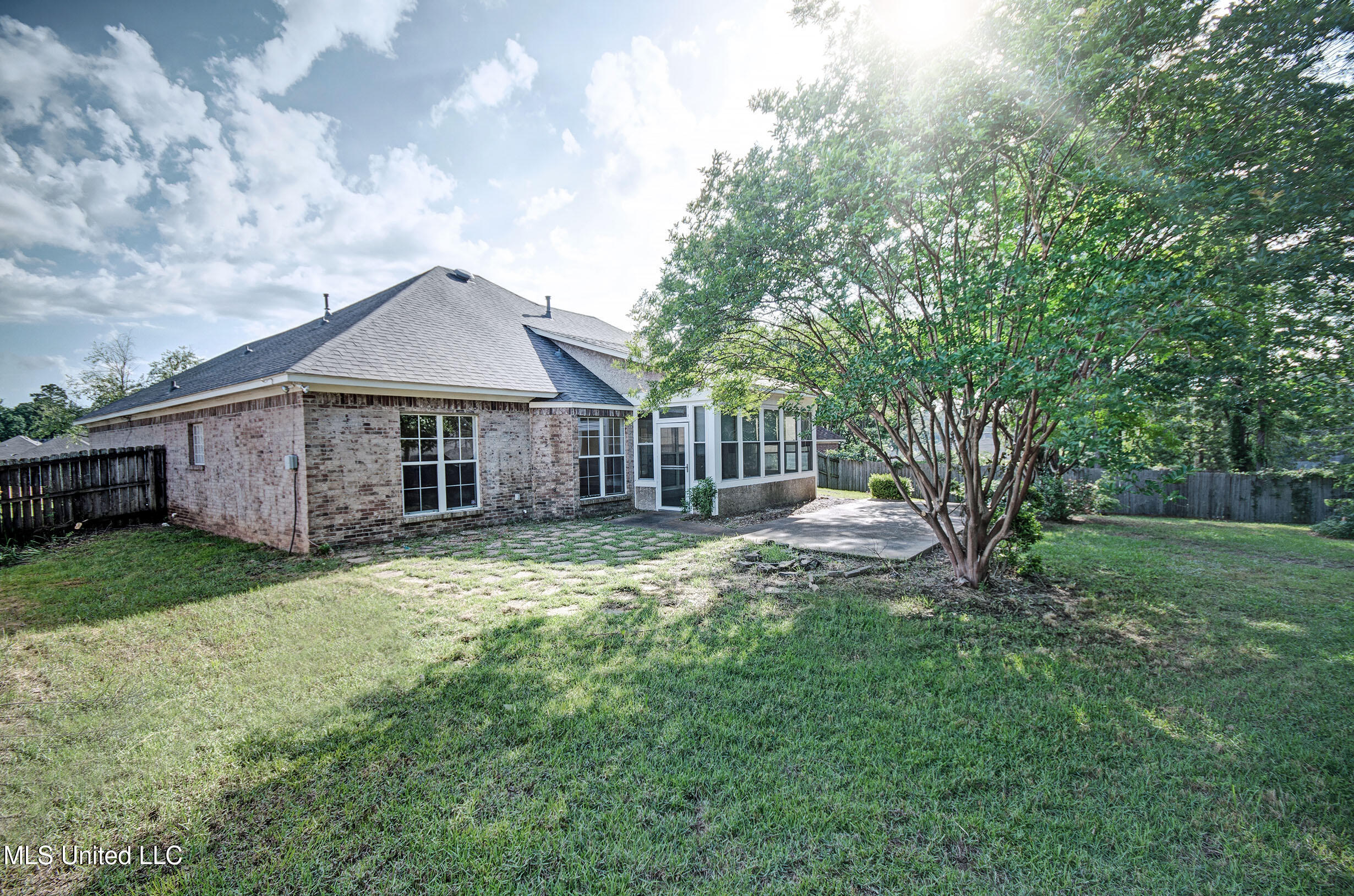 508 Jasmine Court Property Photo 8