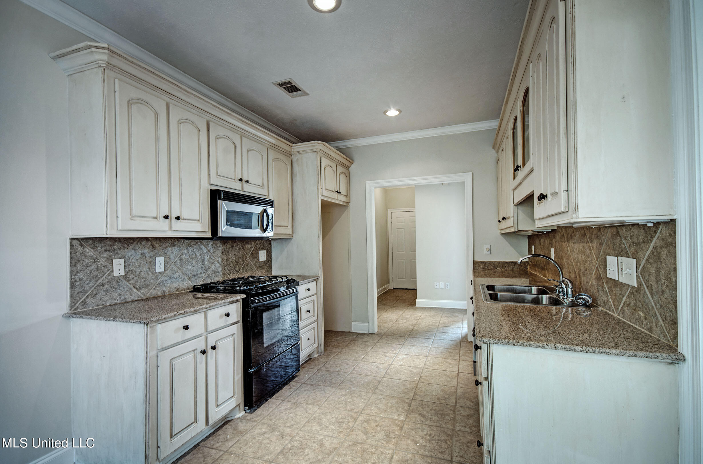 508 Jasmine Court Property Photo 16