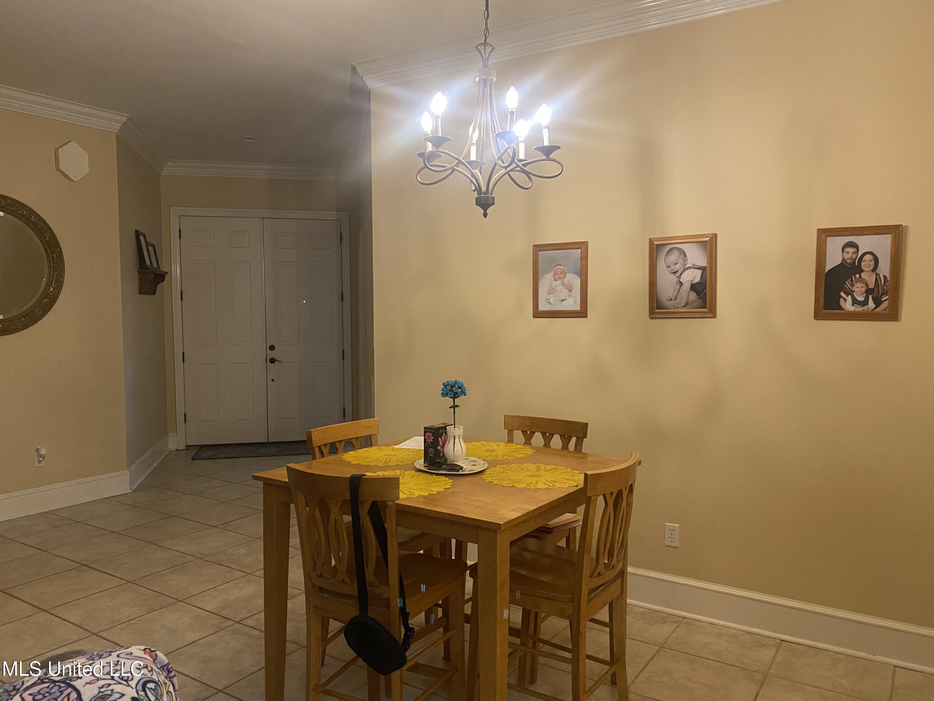 962 Glen Oaks Drive Property Photo 25