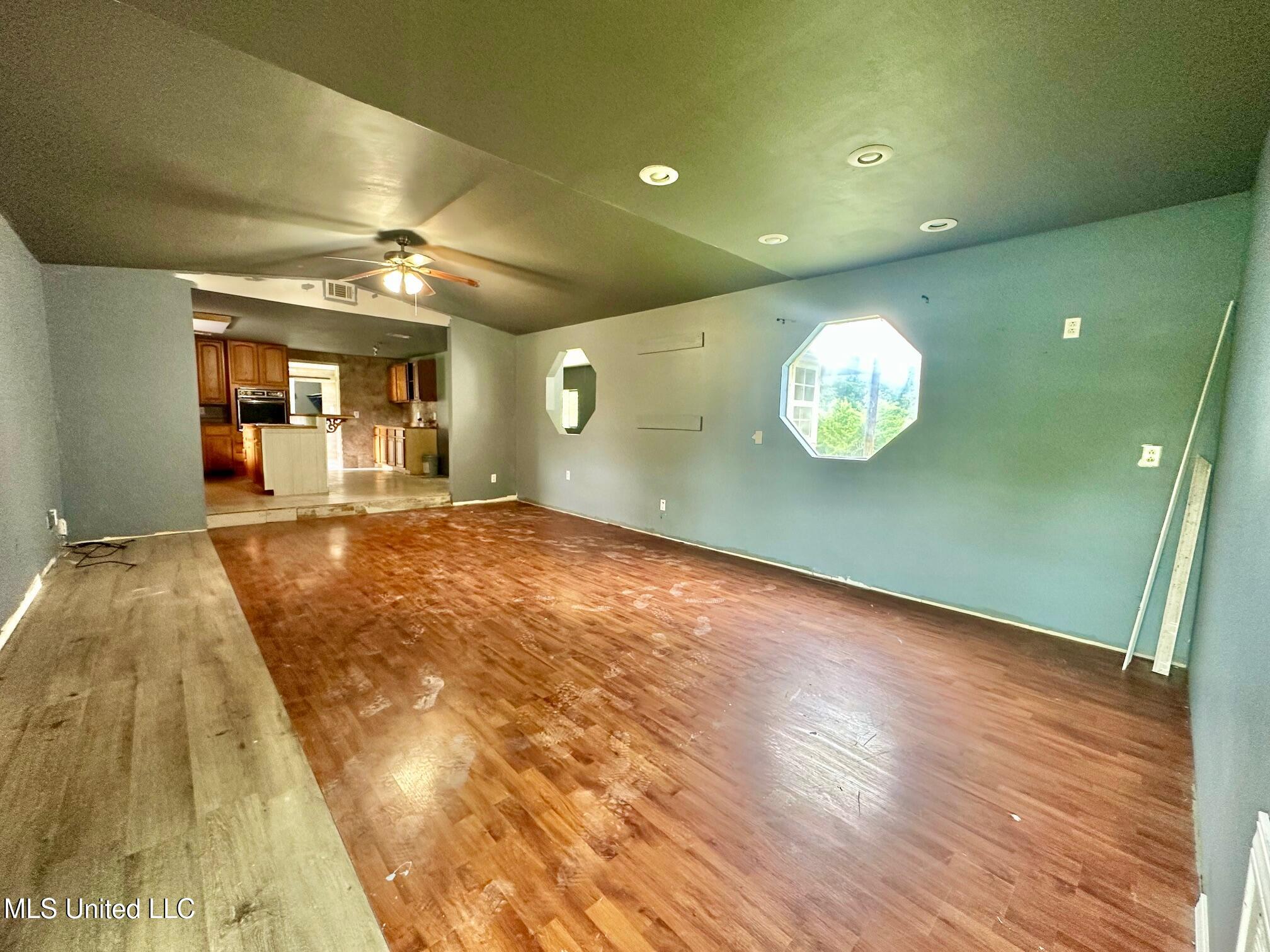 5383 Rocky Hill Dedeaux Road Property Photo 3