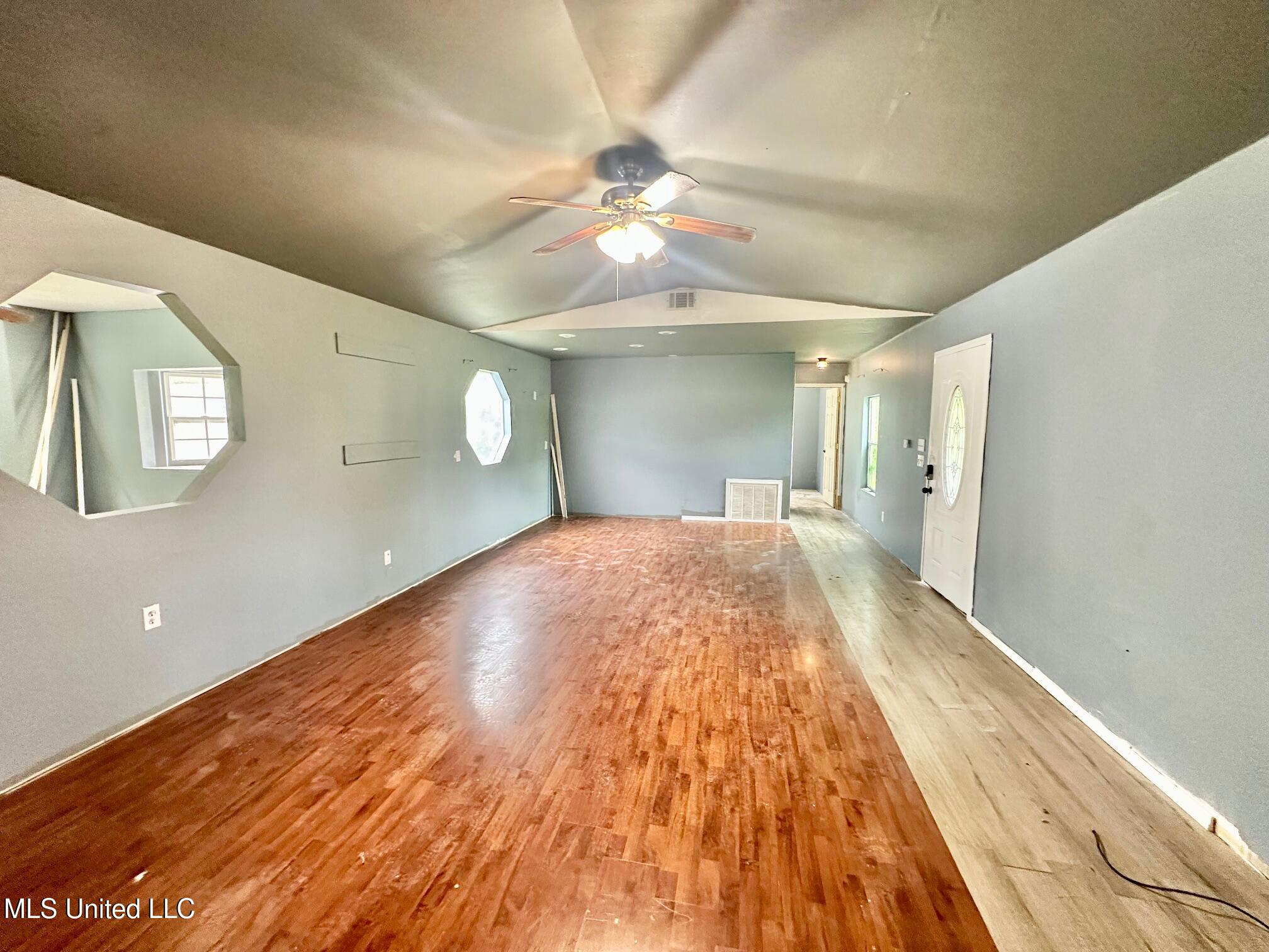 5383 Rocky Hill Dedeaux Road Property Photo 4