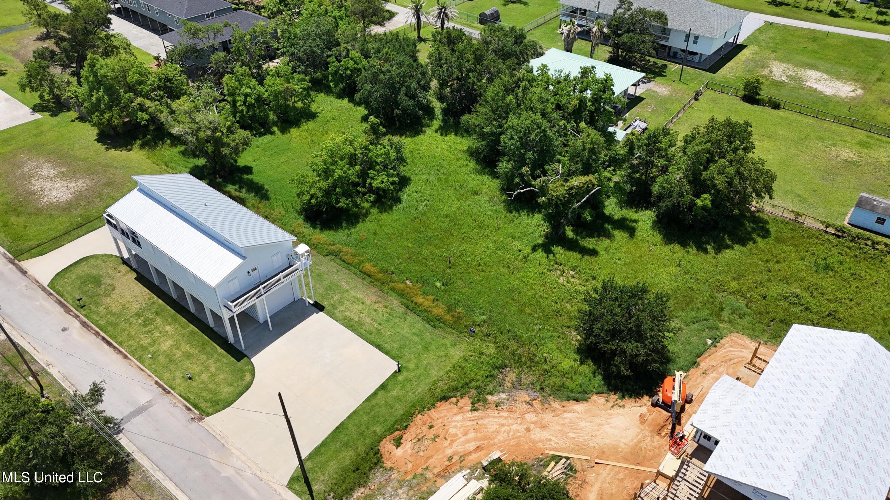 107 St Joseph Street Property Photo 8