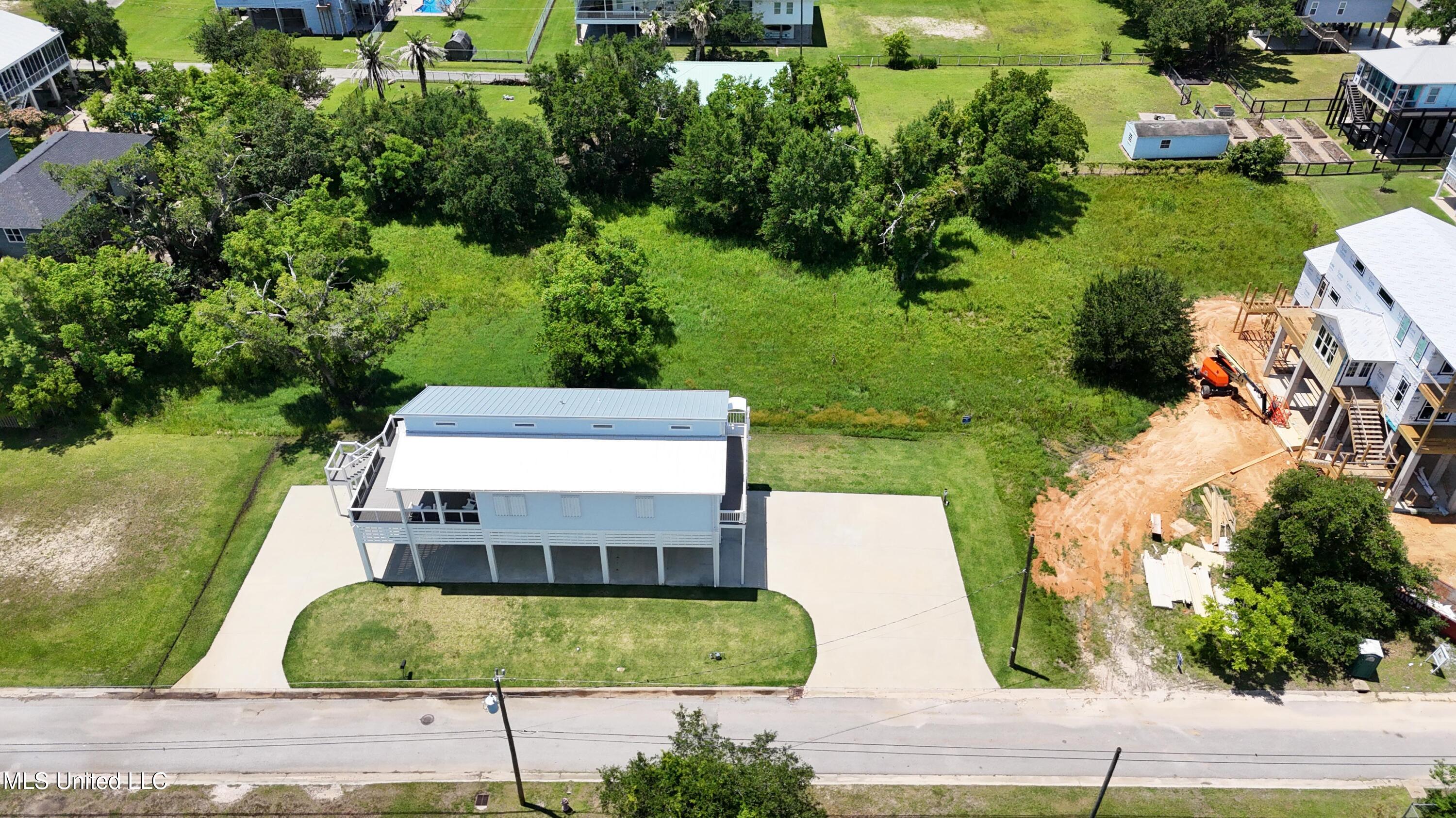 107 St Joseph Street Property Photo 9