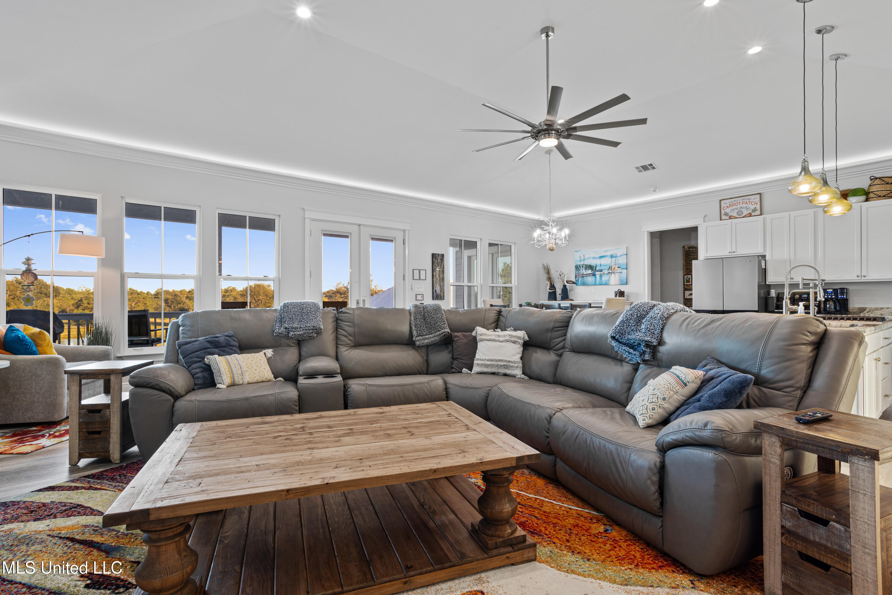 14 Sherman Avenue Property Photo 47