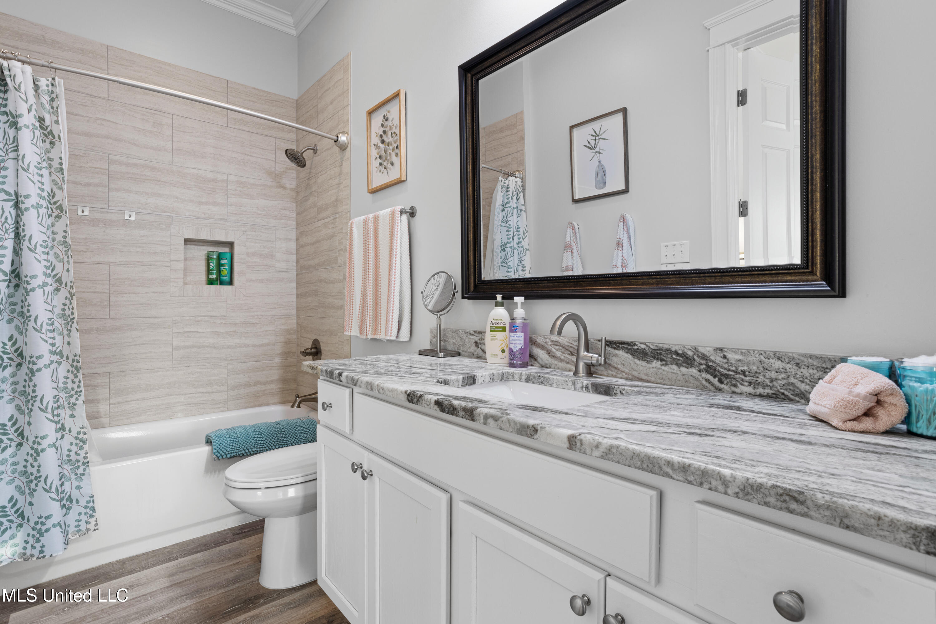 14 Sherman Avenue Property Photo 76