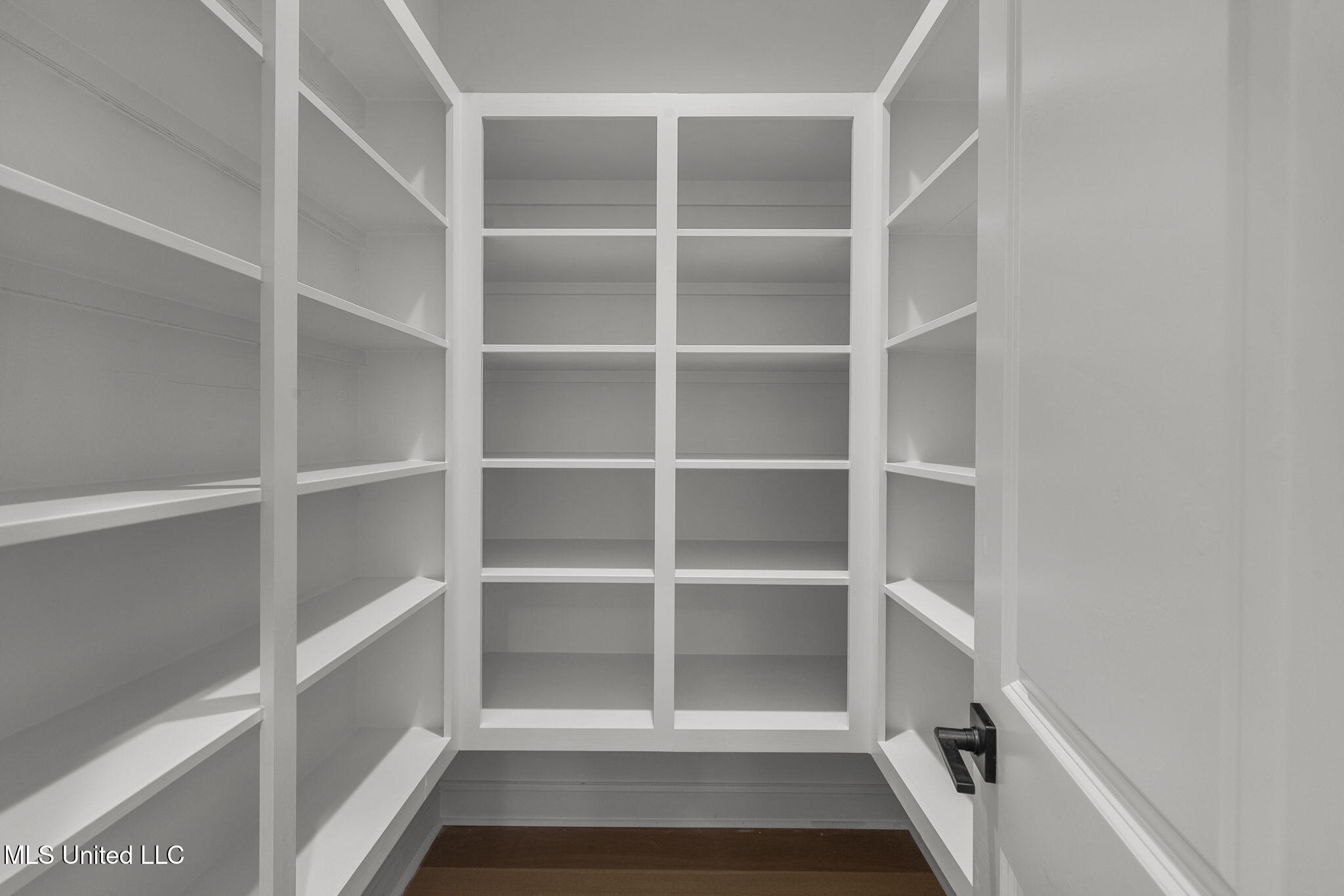 124 Lake Crest Drive Property Photo 32