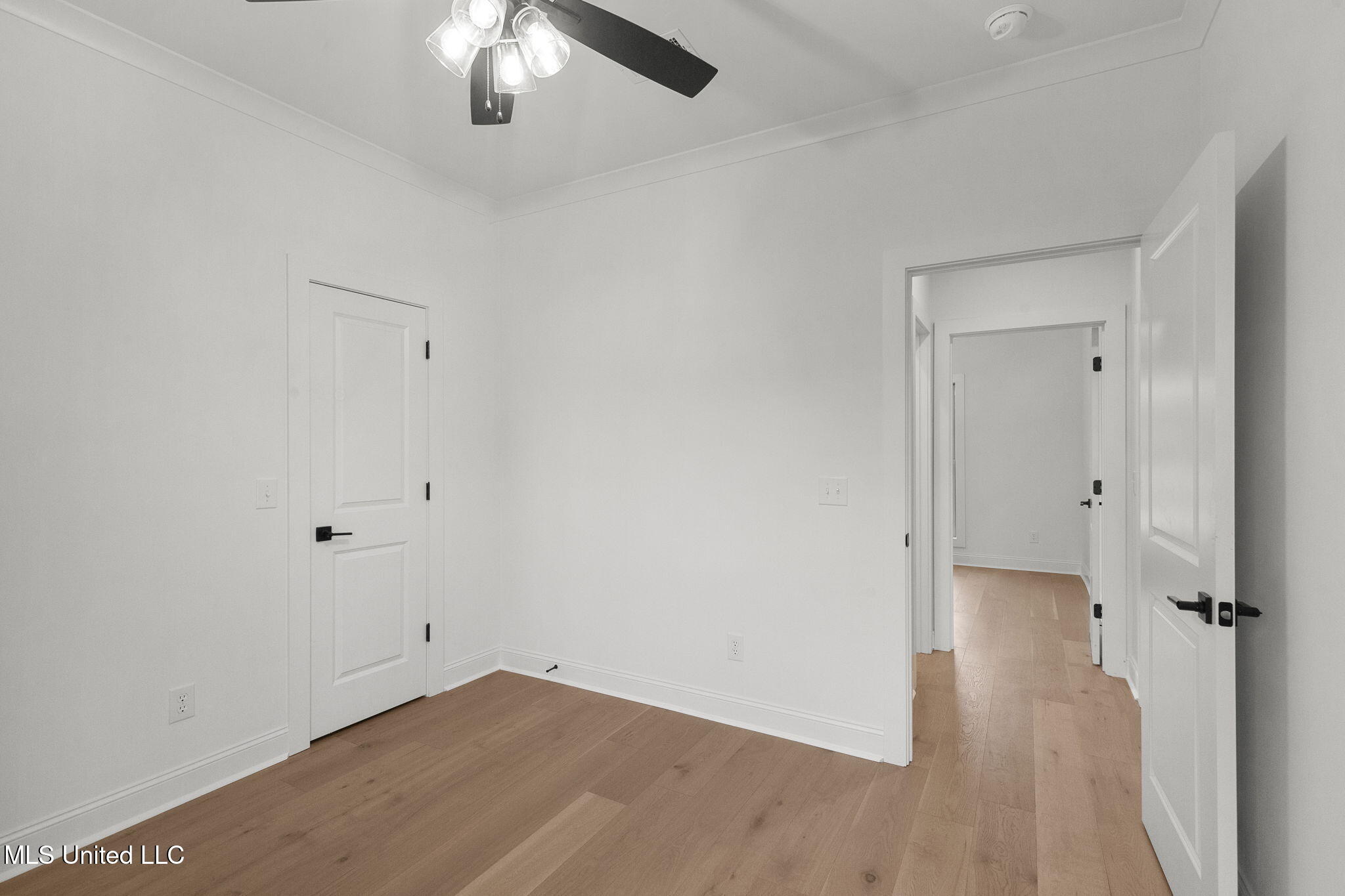 124 Lake Crest Drive Property Photo 38