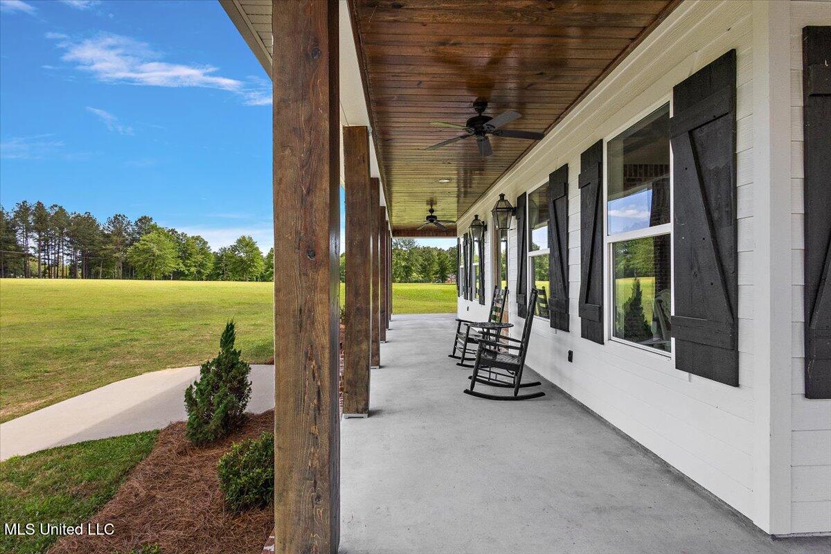 1254 Wade Patrick Road Property Photo 4