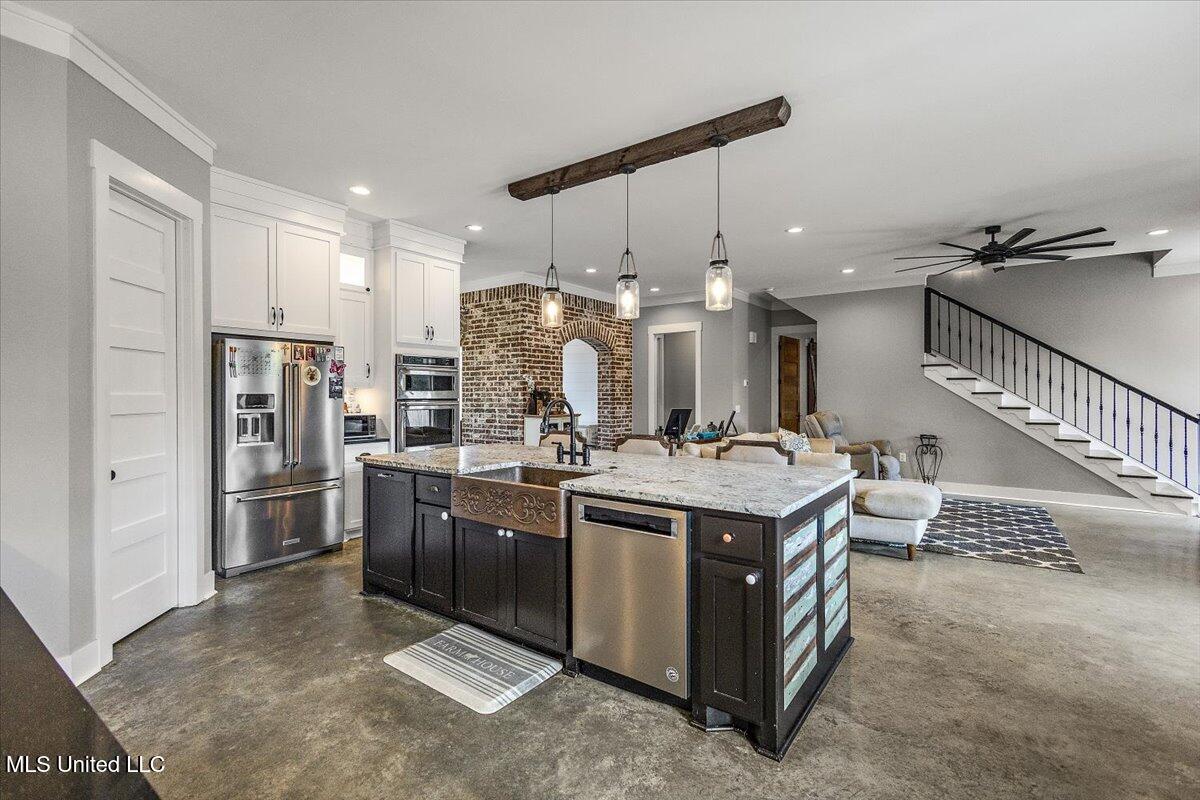 1254 Wade Patrick Road Property Photo 15
