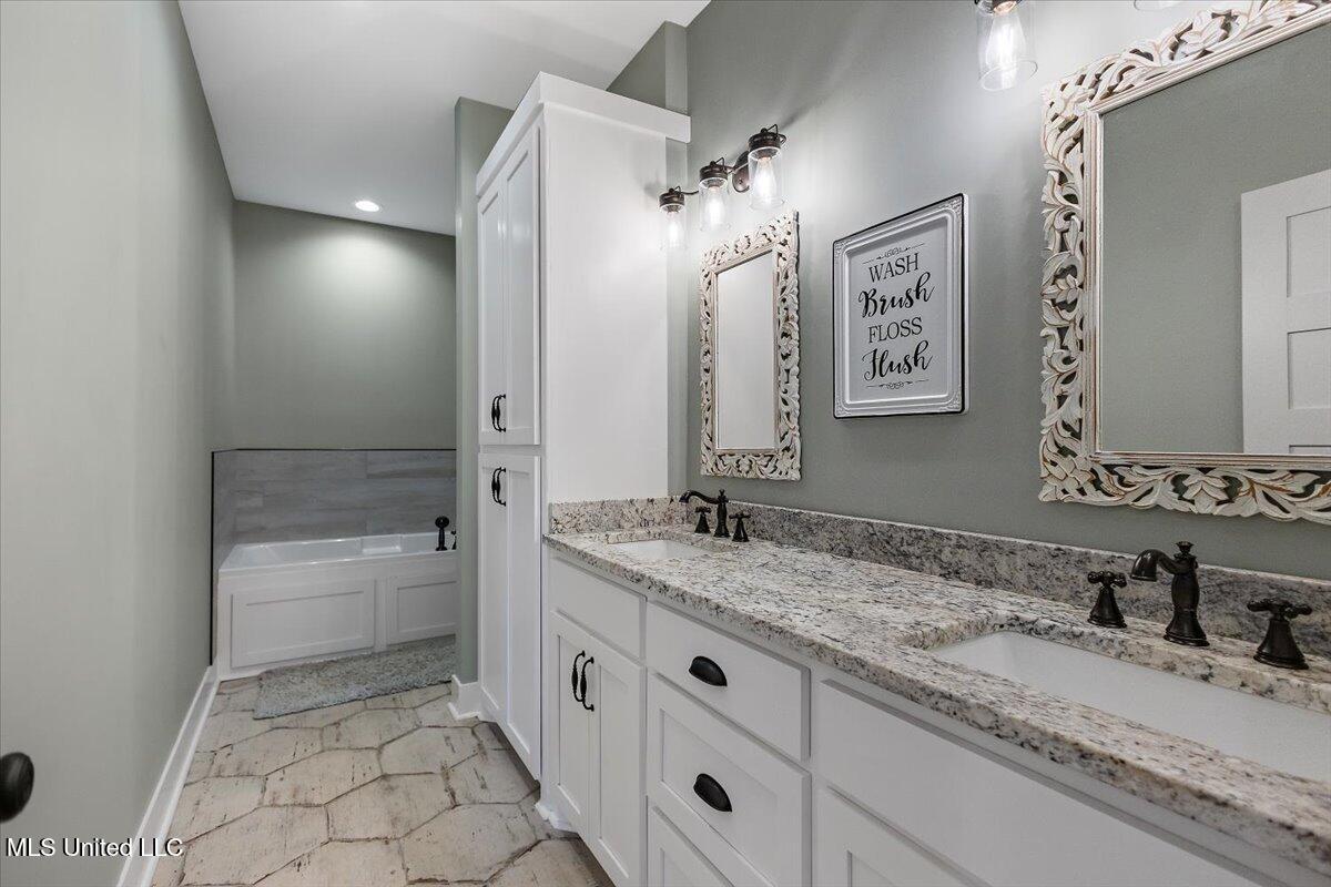 1254 Wade Patrick Road Property Photo 29