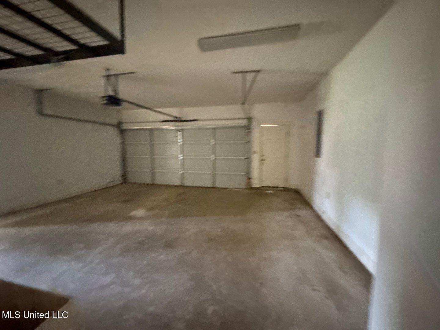 162 Lake Ridge Drive Property Photo 14