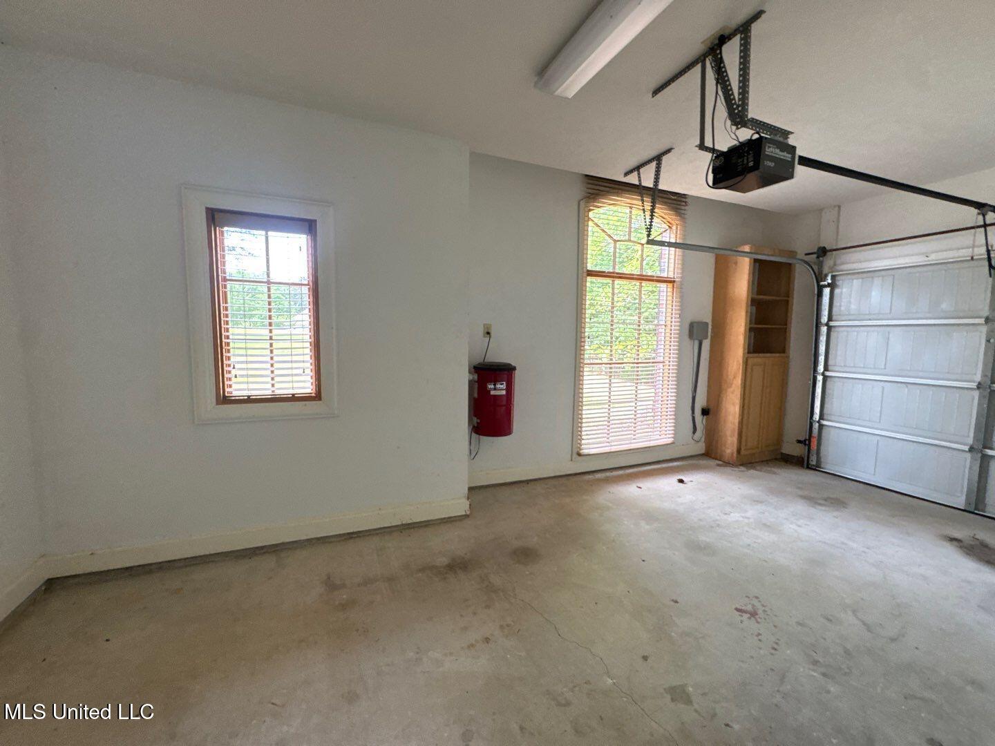 162 Lake Ridge Drive Property Photo 15