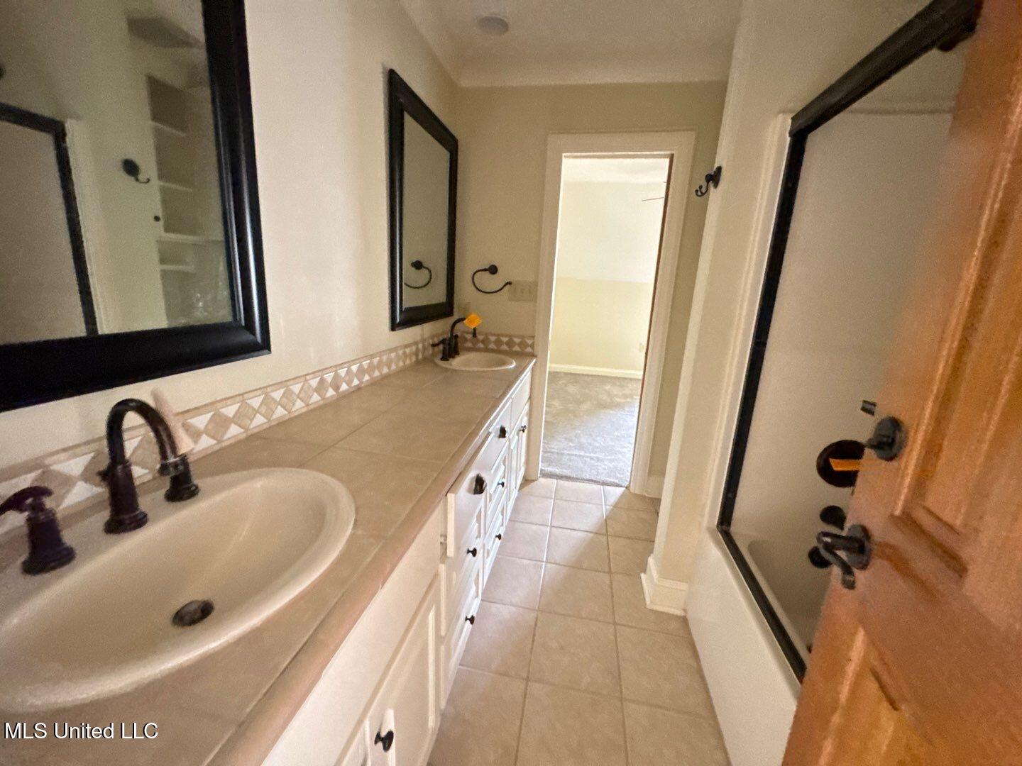 162 Lake Ridge Drive Property Photo 22