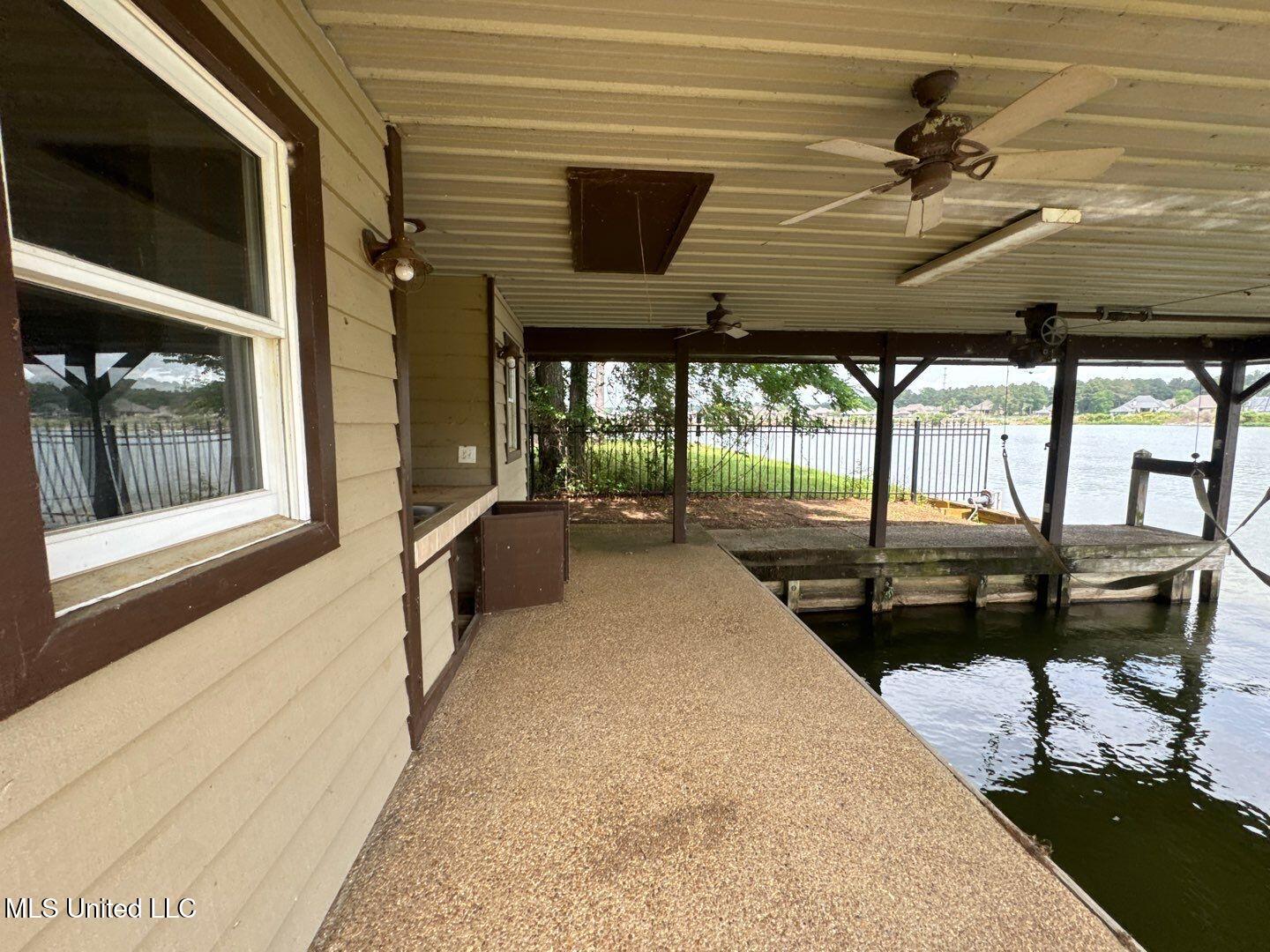 162 Lake Ridge Drive Property Photo 31