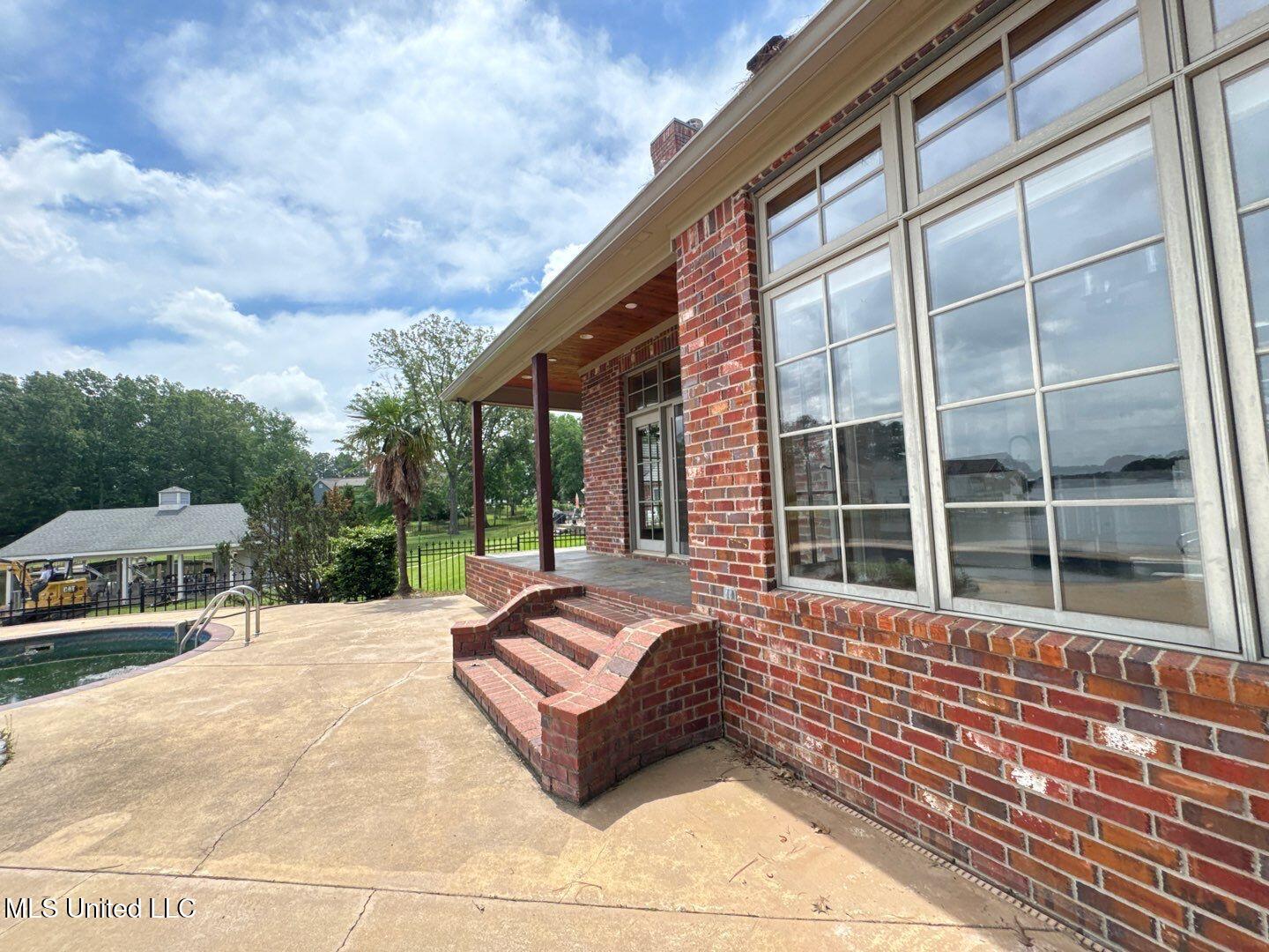 162 Lake Ridge Drive Property Photo 34