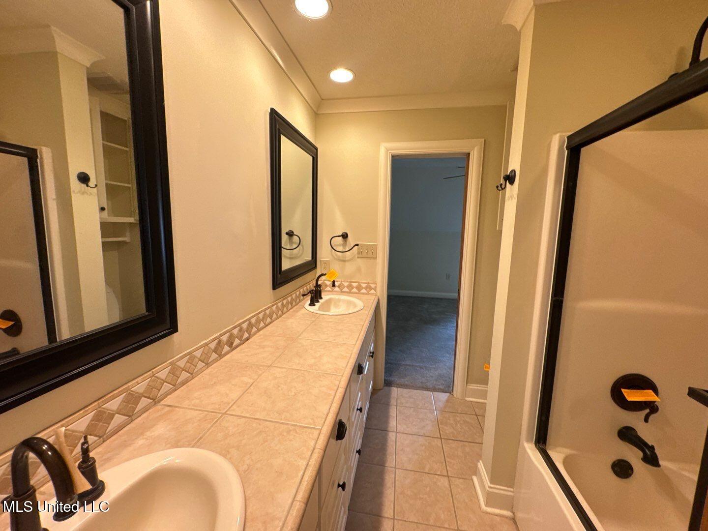 162 Lake Ridge Drive Property Photo 39