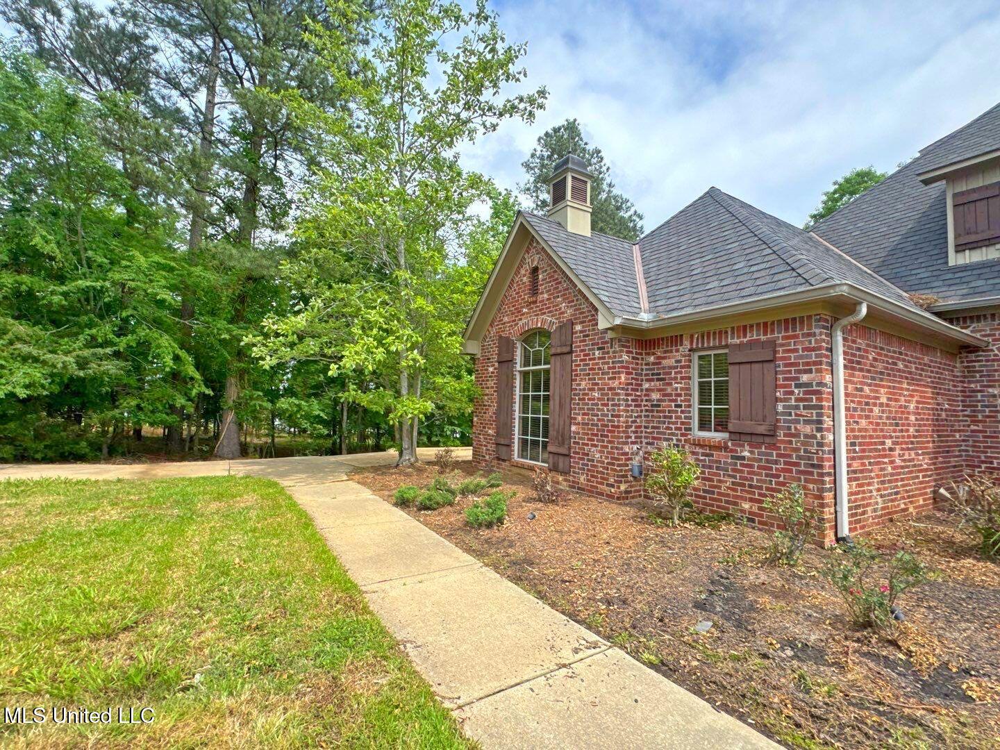 162 Lake Ridge Drive Property Photo 45