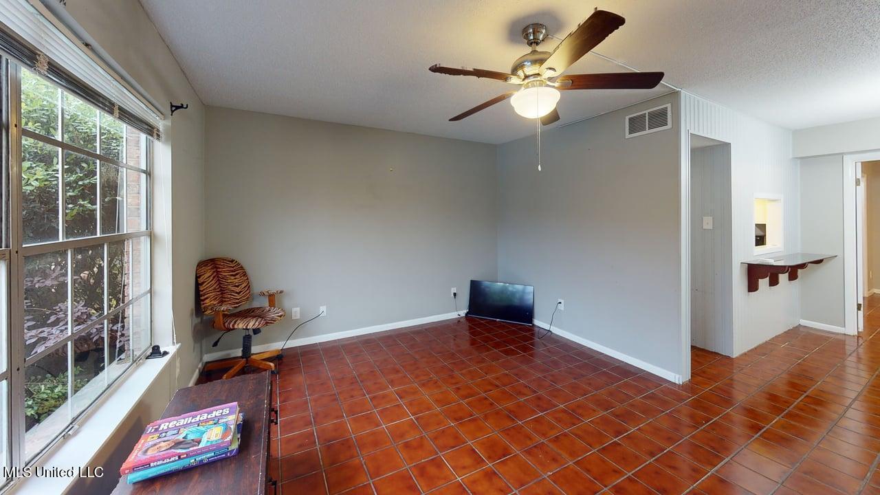 413 Kahler Street Property Photo 3
