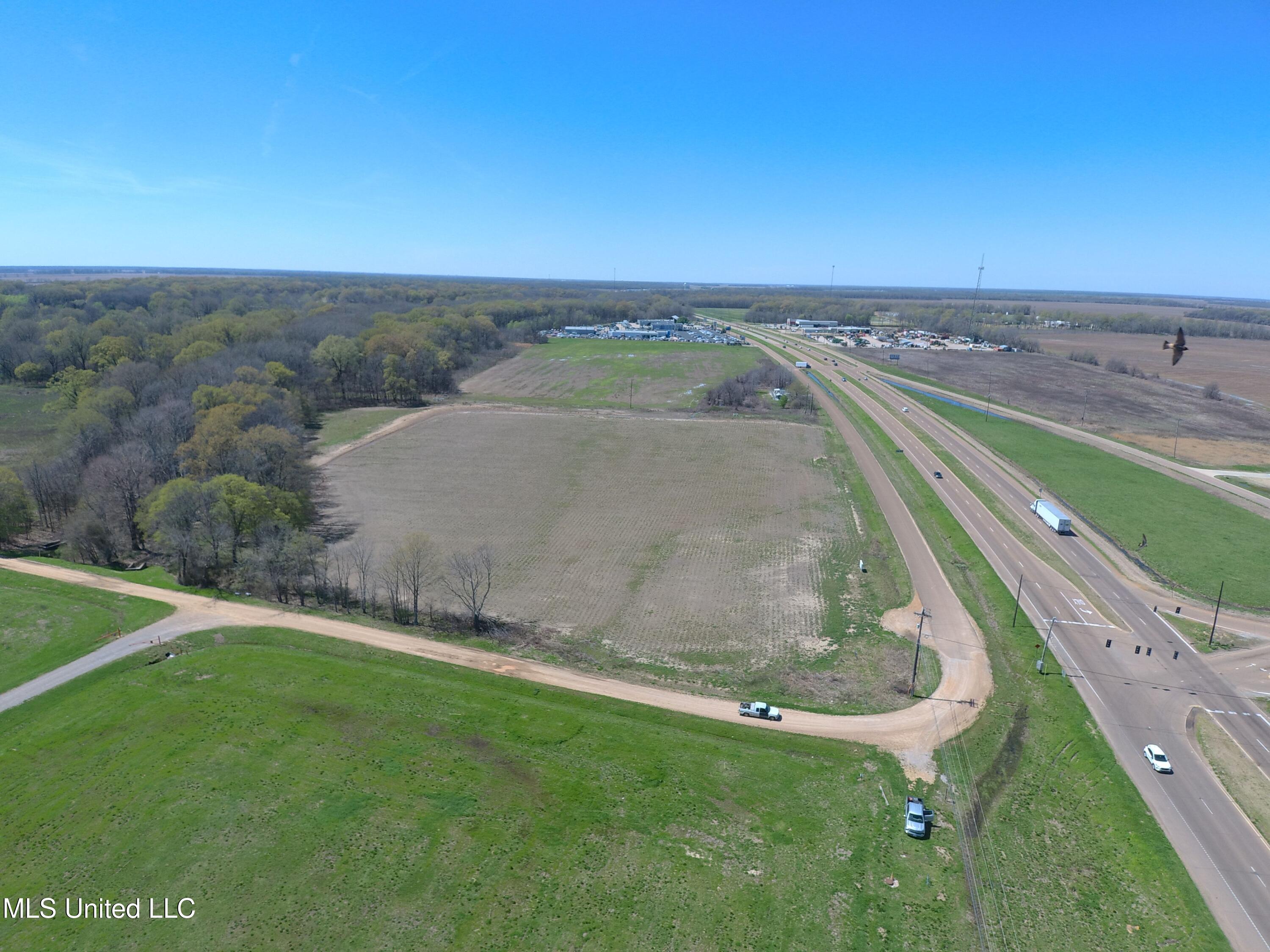 Highway 82/hwy 49 South Corner Property Photo 4