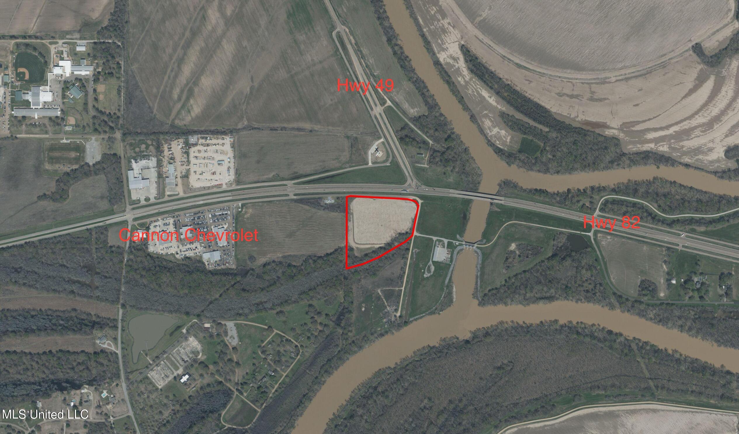 Highway 82/hwy 49 South Corner Property Photo 5