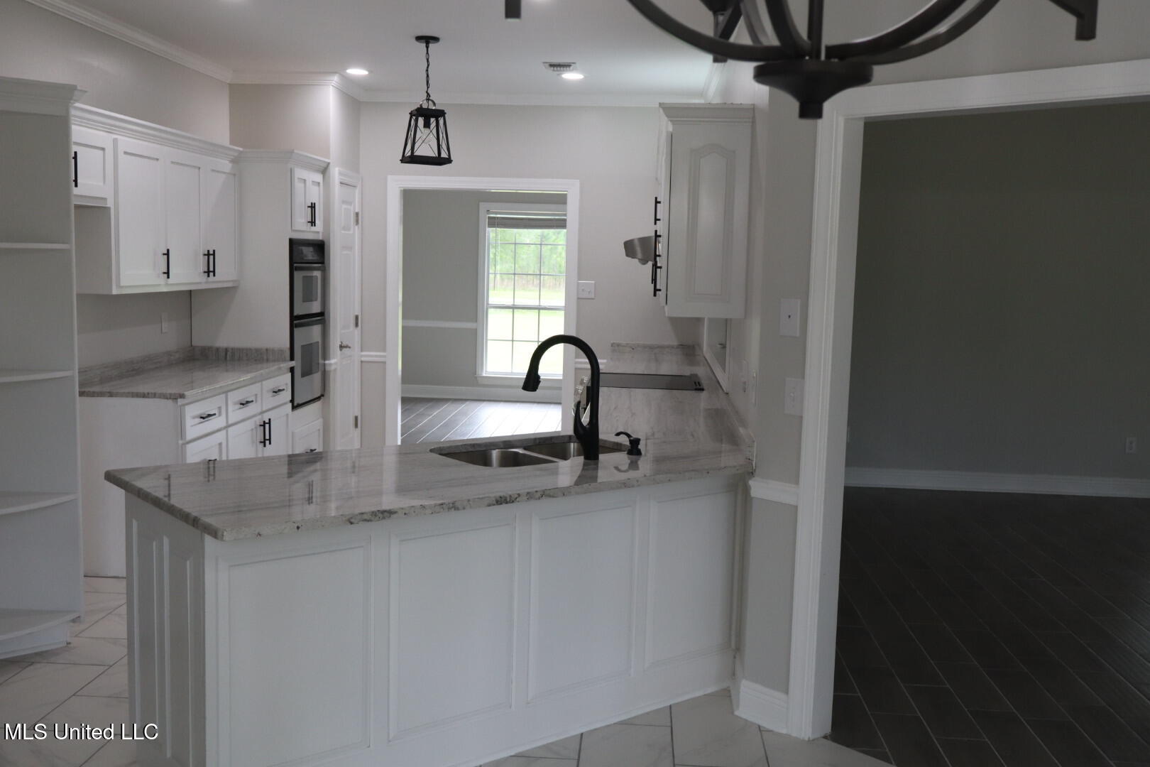 8316 Martin Bluff Road Property Photo 14