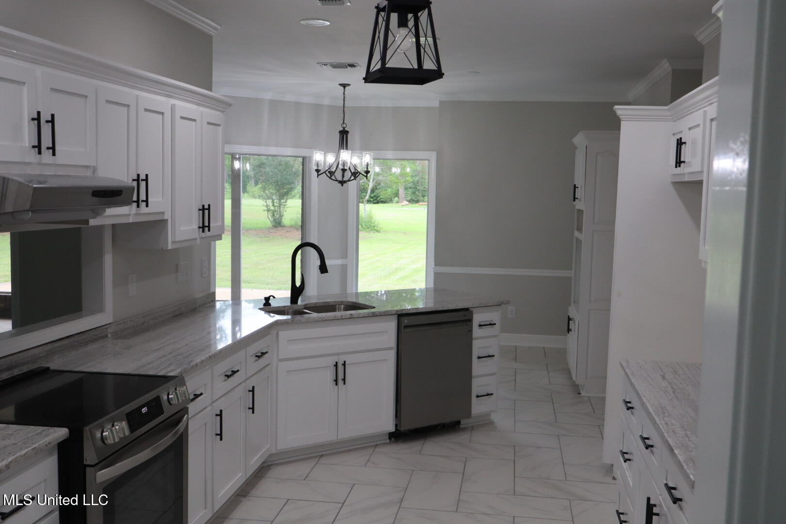 8316 Martin Bluff Road Property Photo 23