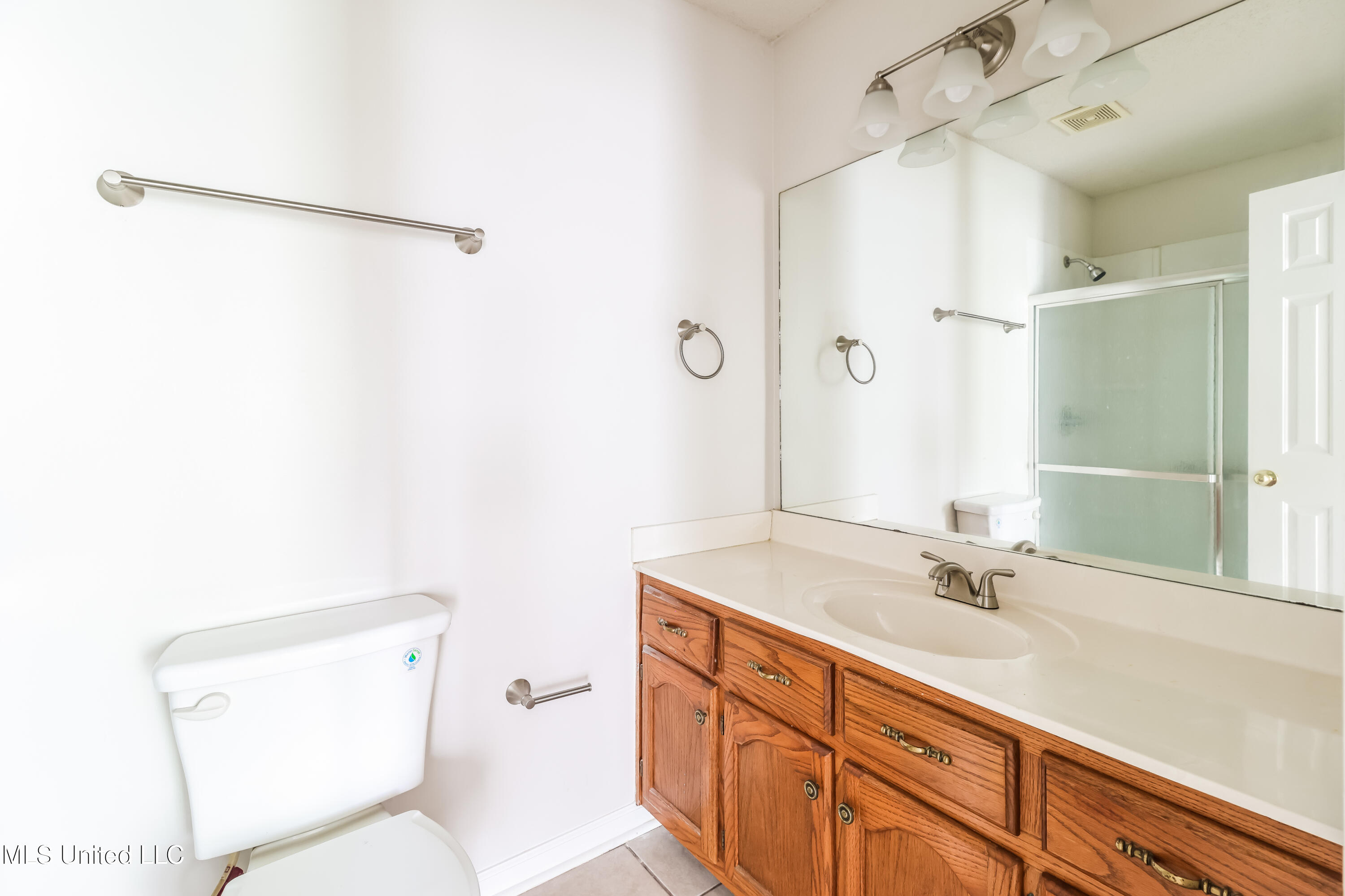 7692 Lilly Lane Property Photo 10