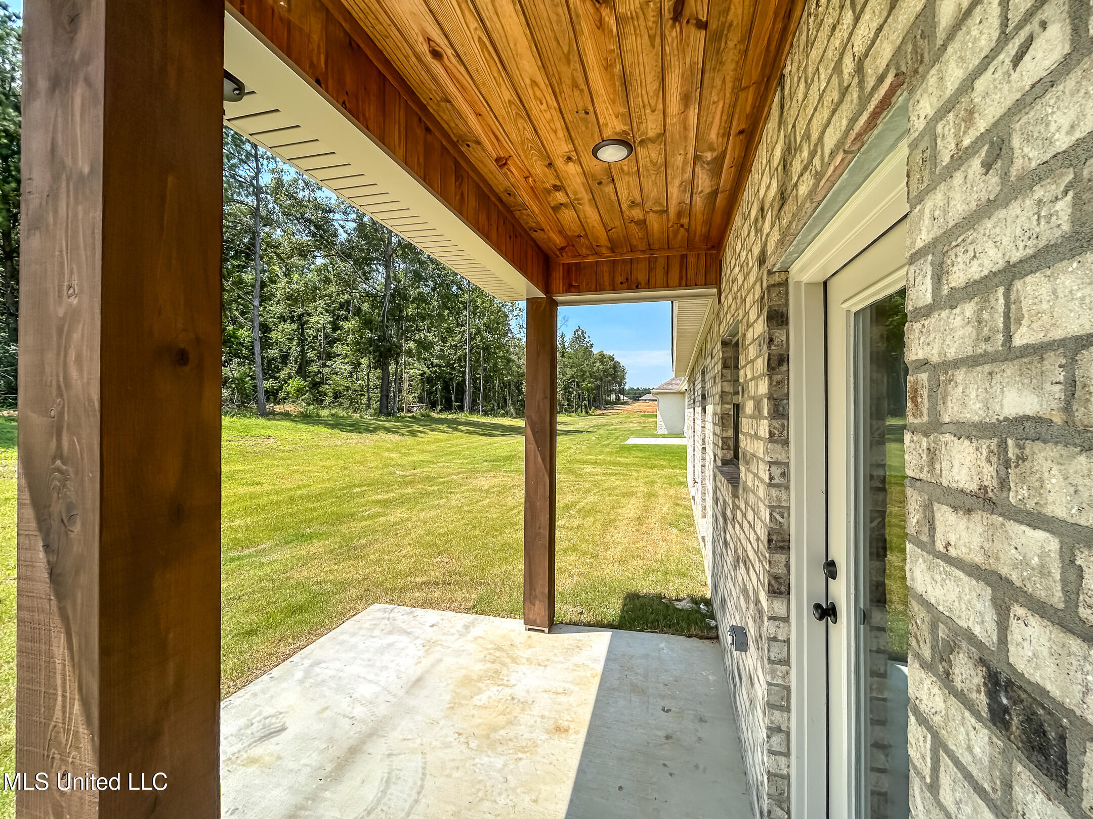 968 Riverside Lane Property Photo 20