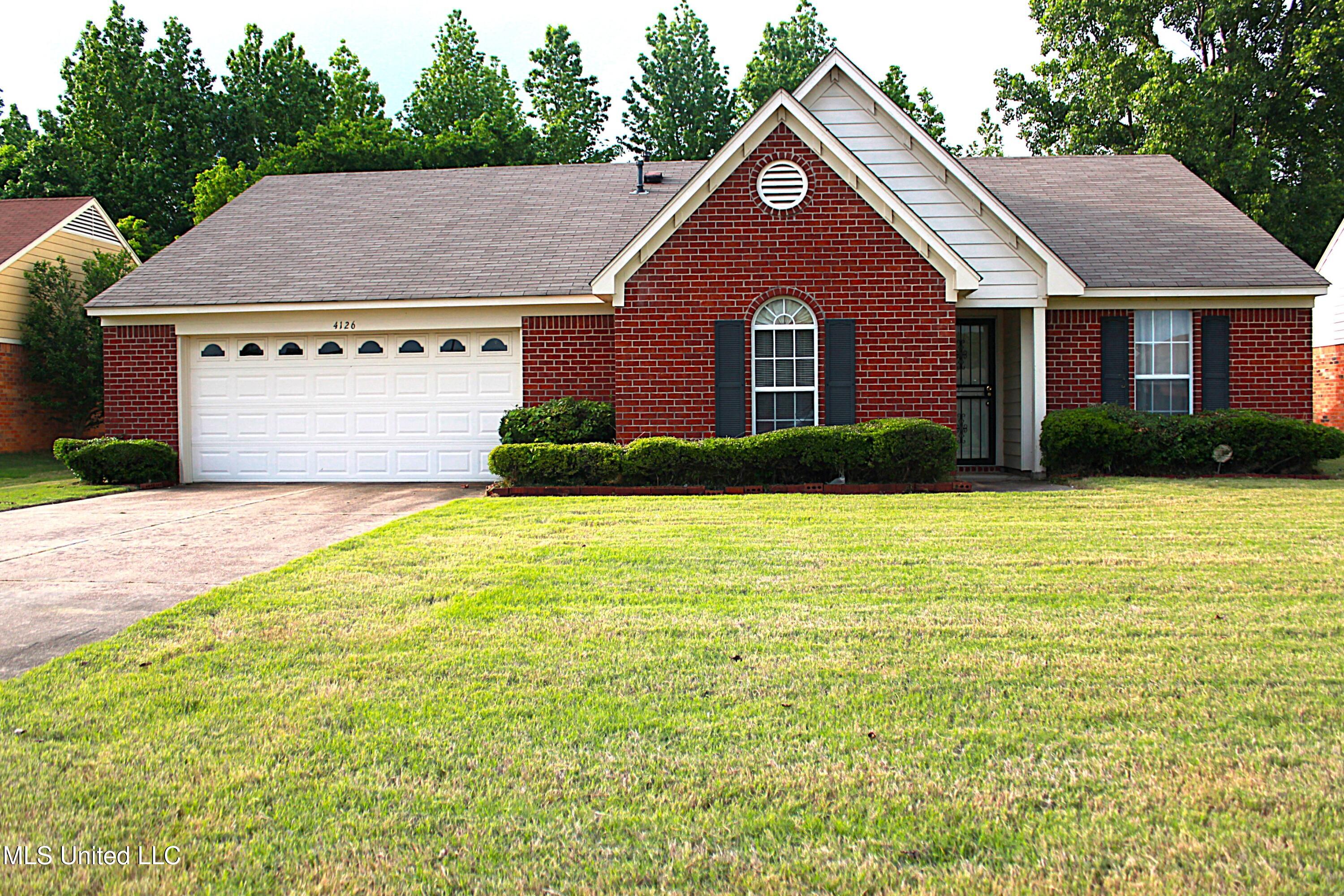 4126 N Triple Crown Loop Property Photo 1