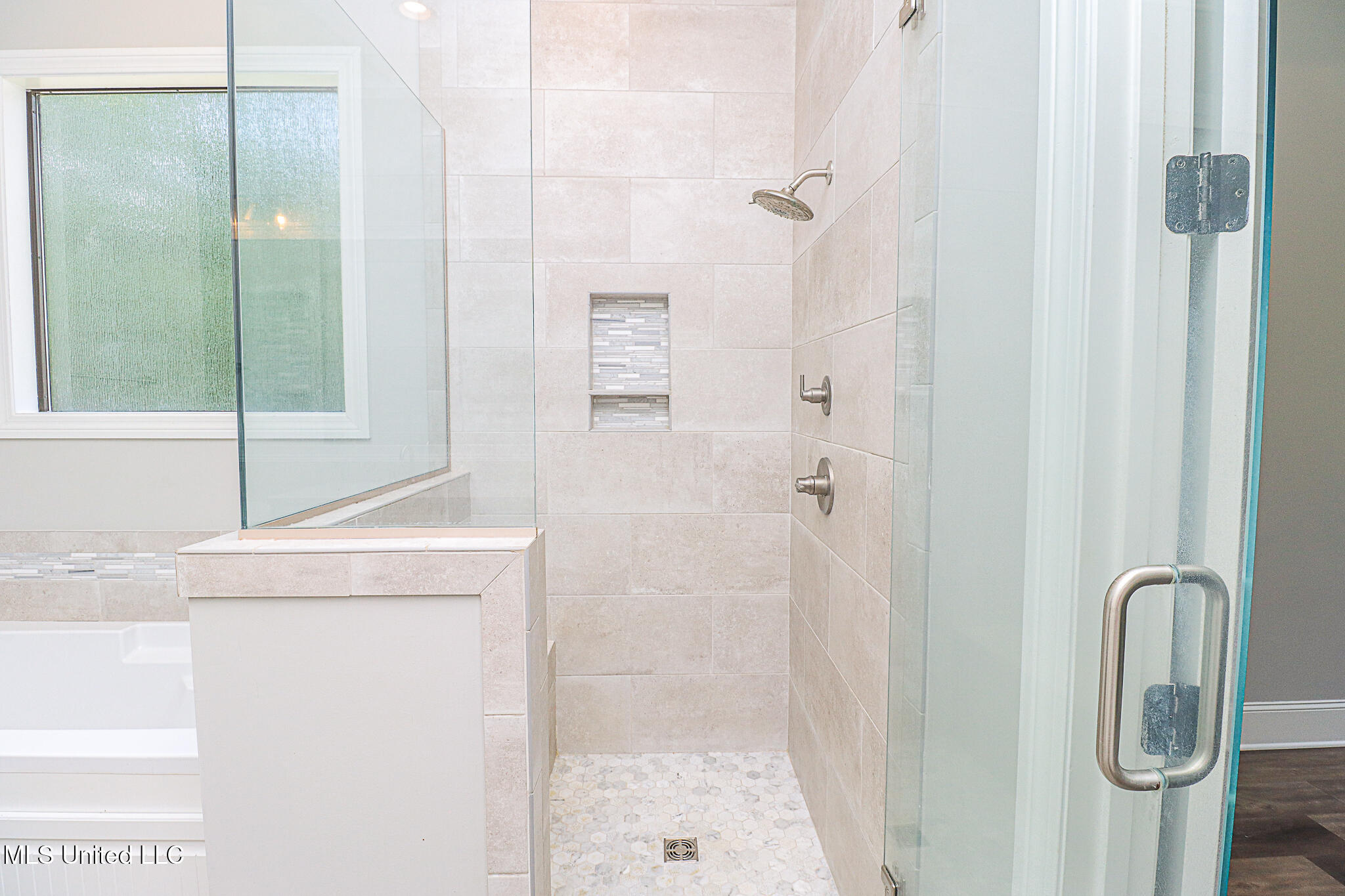 195 Lorman Lane Property Photo 22