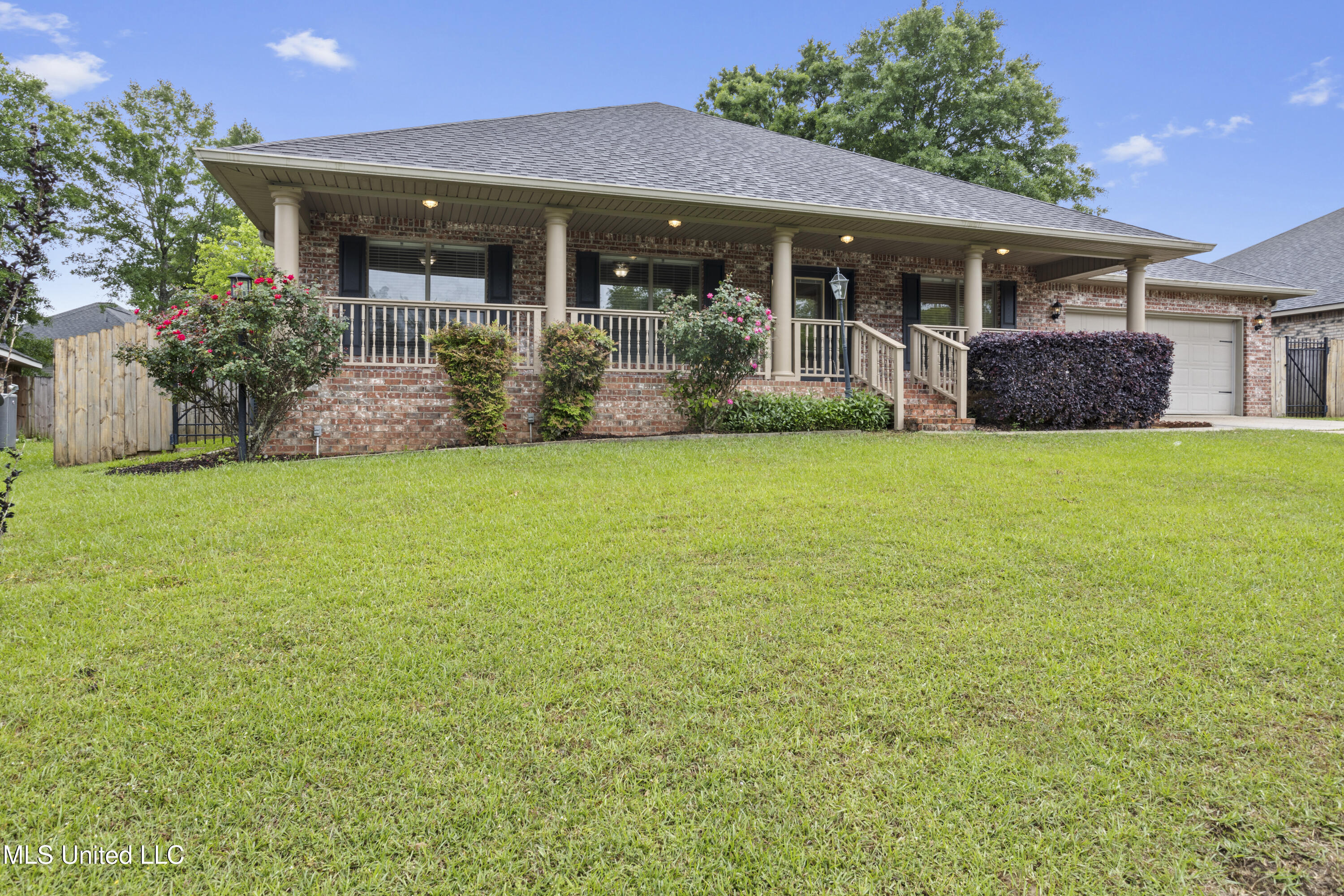 13239 Tyler Lane Property Photo 3