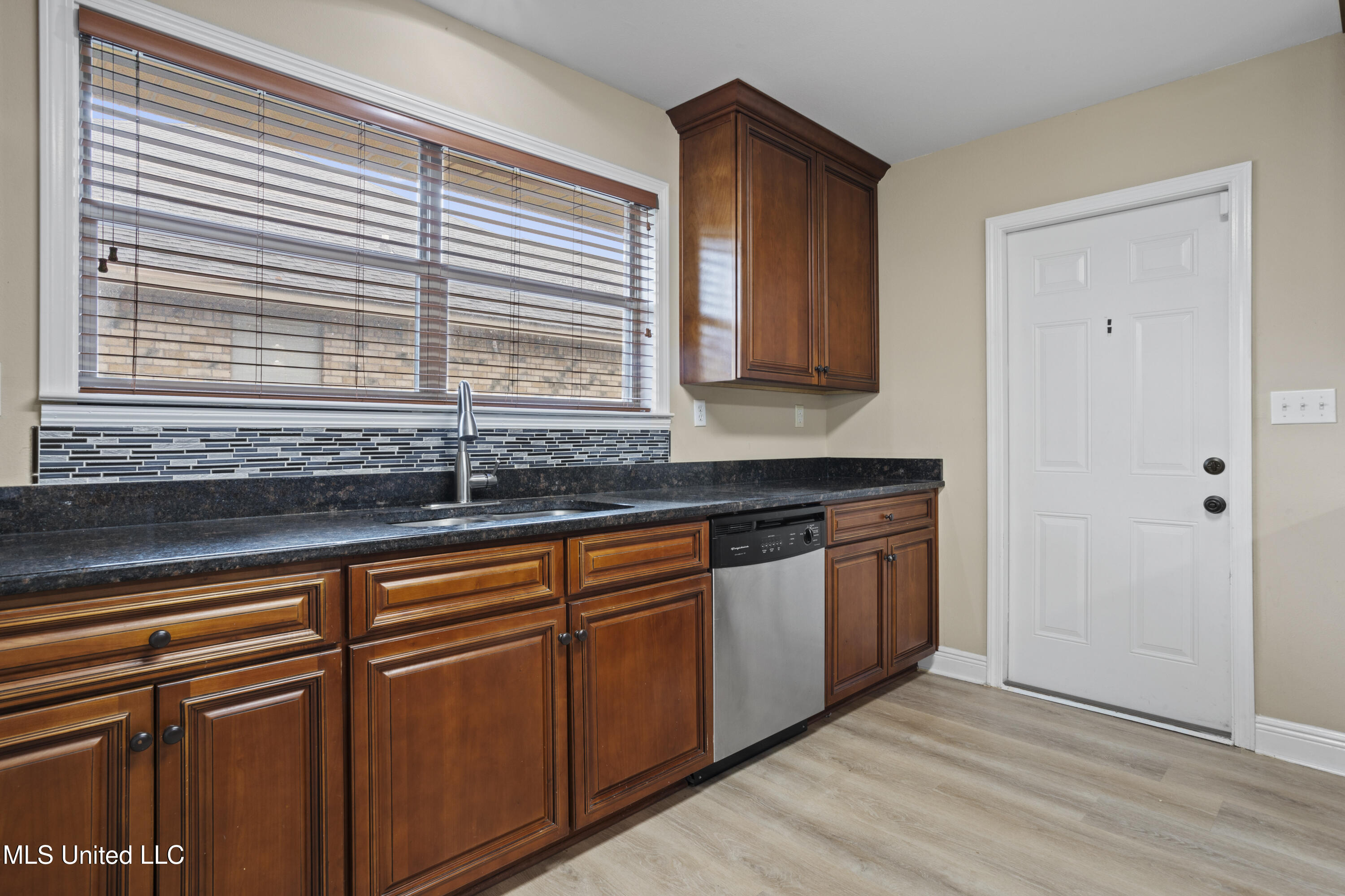 13239 Tyler Lane Property Photo 14