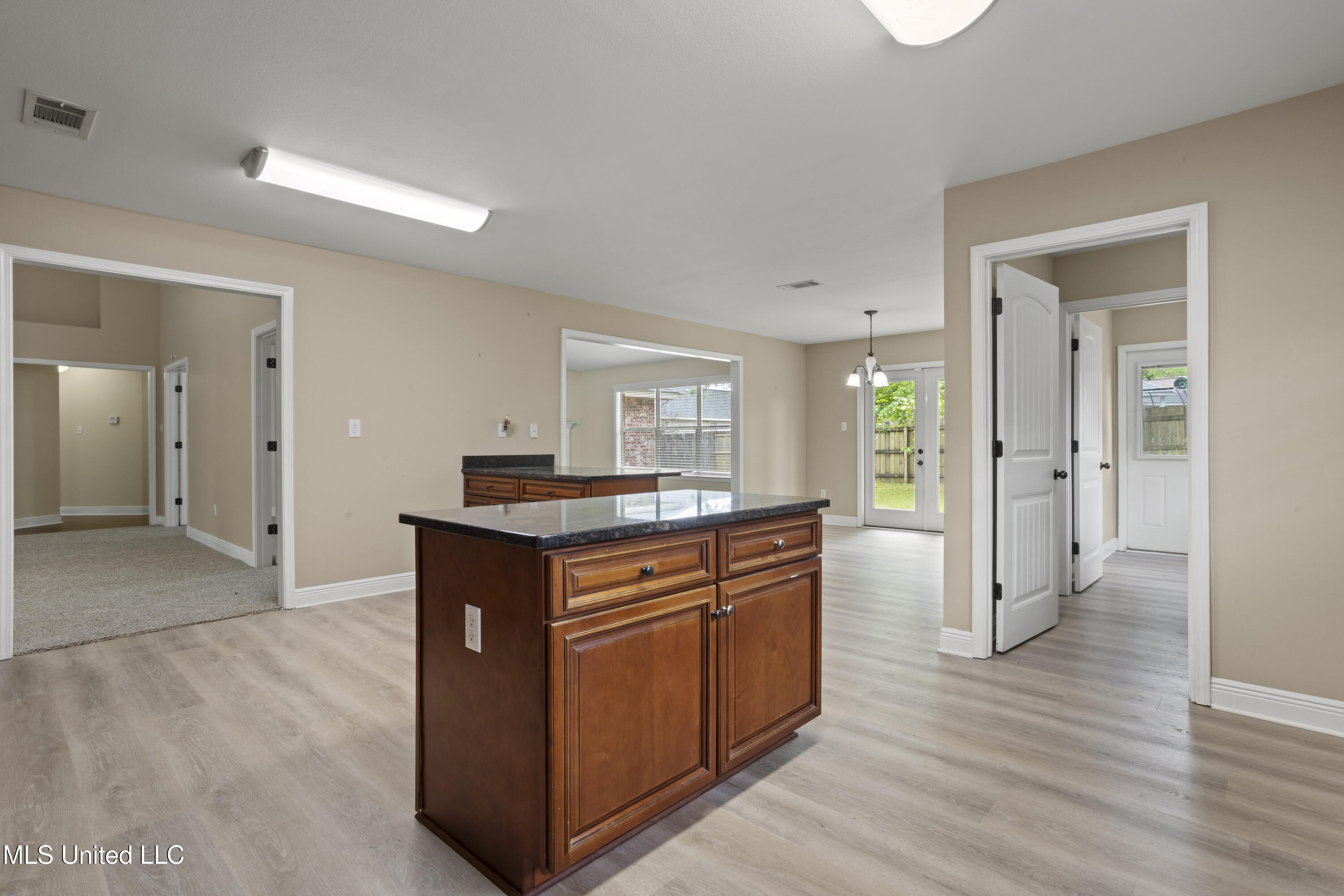 13239 Tyler Lane Property Photo 15