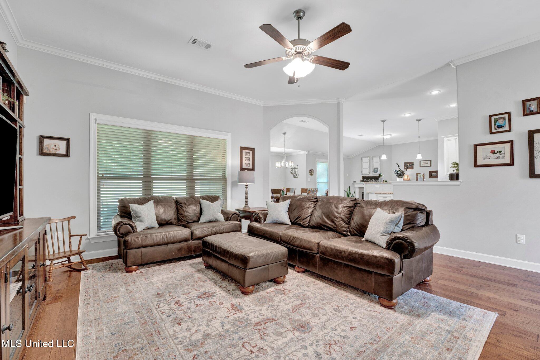 4884 Antebellum Lane Property Photo 13