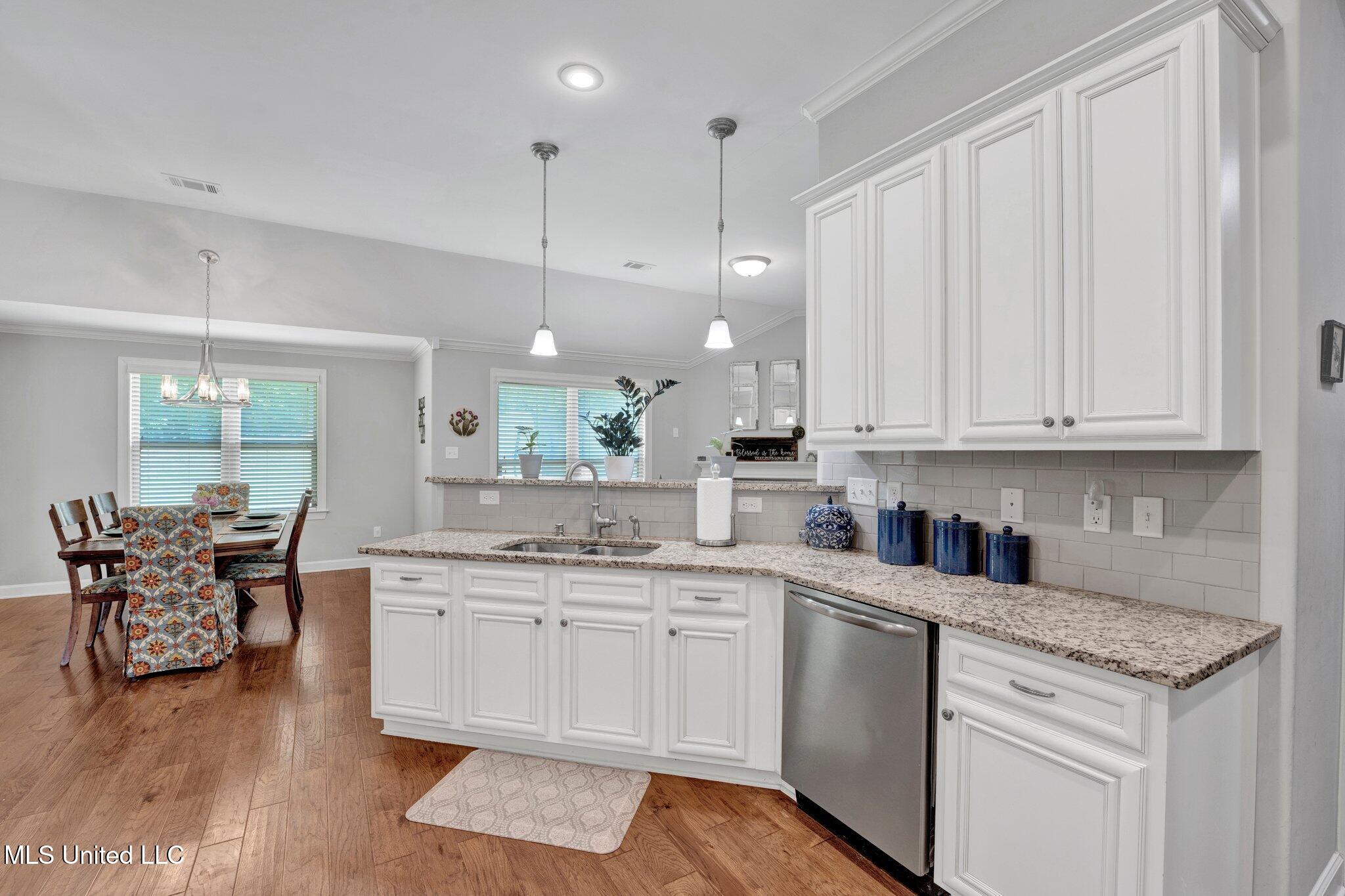 4884 Antebellum Lane Property Photo 28