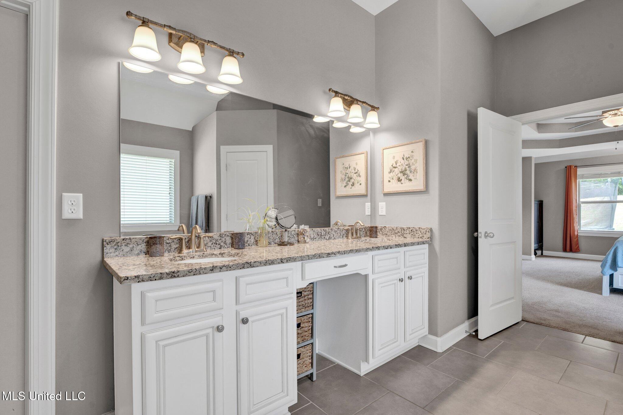 4884 Antebellum Lane Property Photo 36
