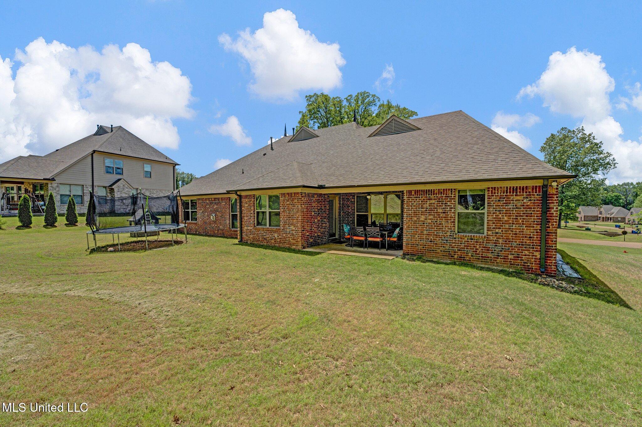4884 Antebellum Lane Property Photo 49