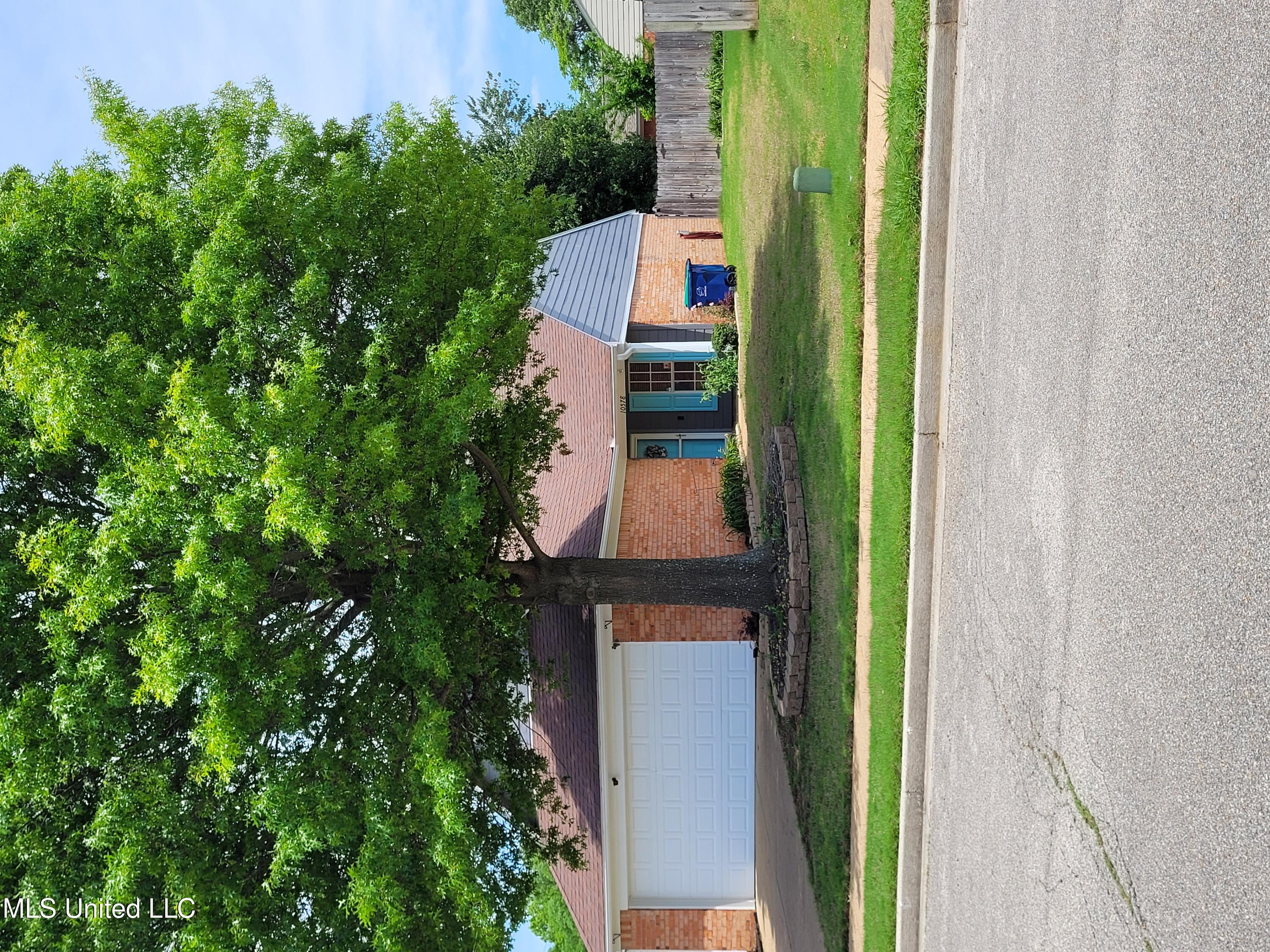 10578 Pecan View Drive Drive Property Photo 1