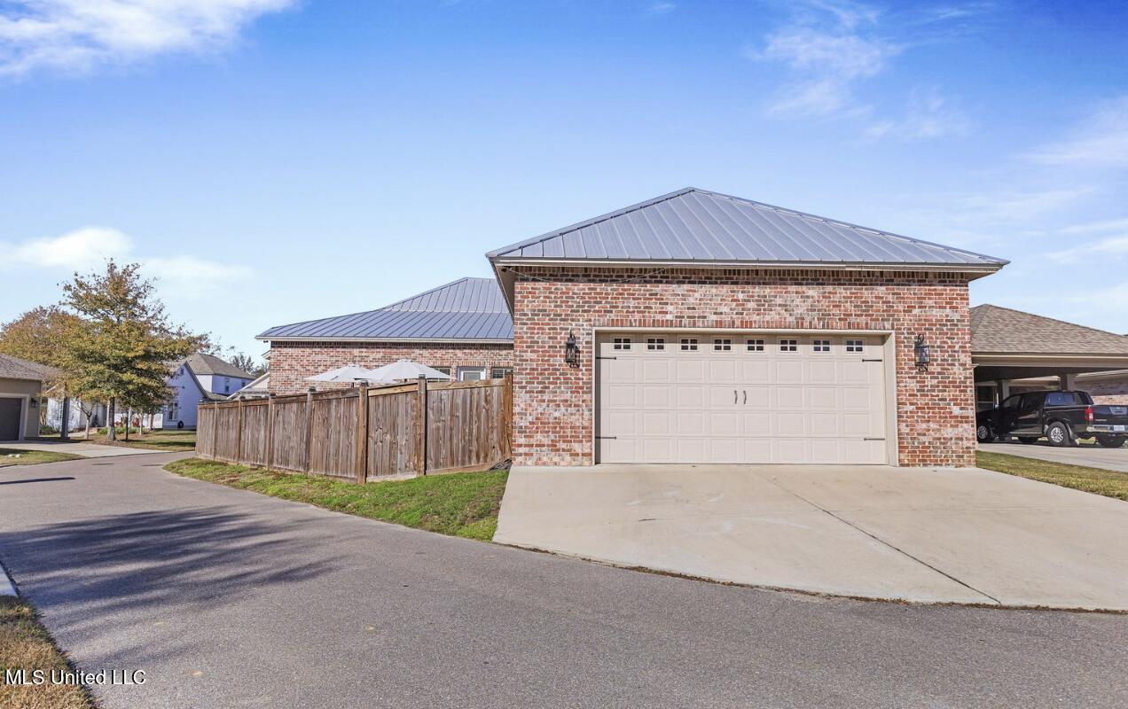 13326 Kinder Drive Property Photo 36