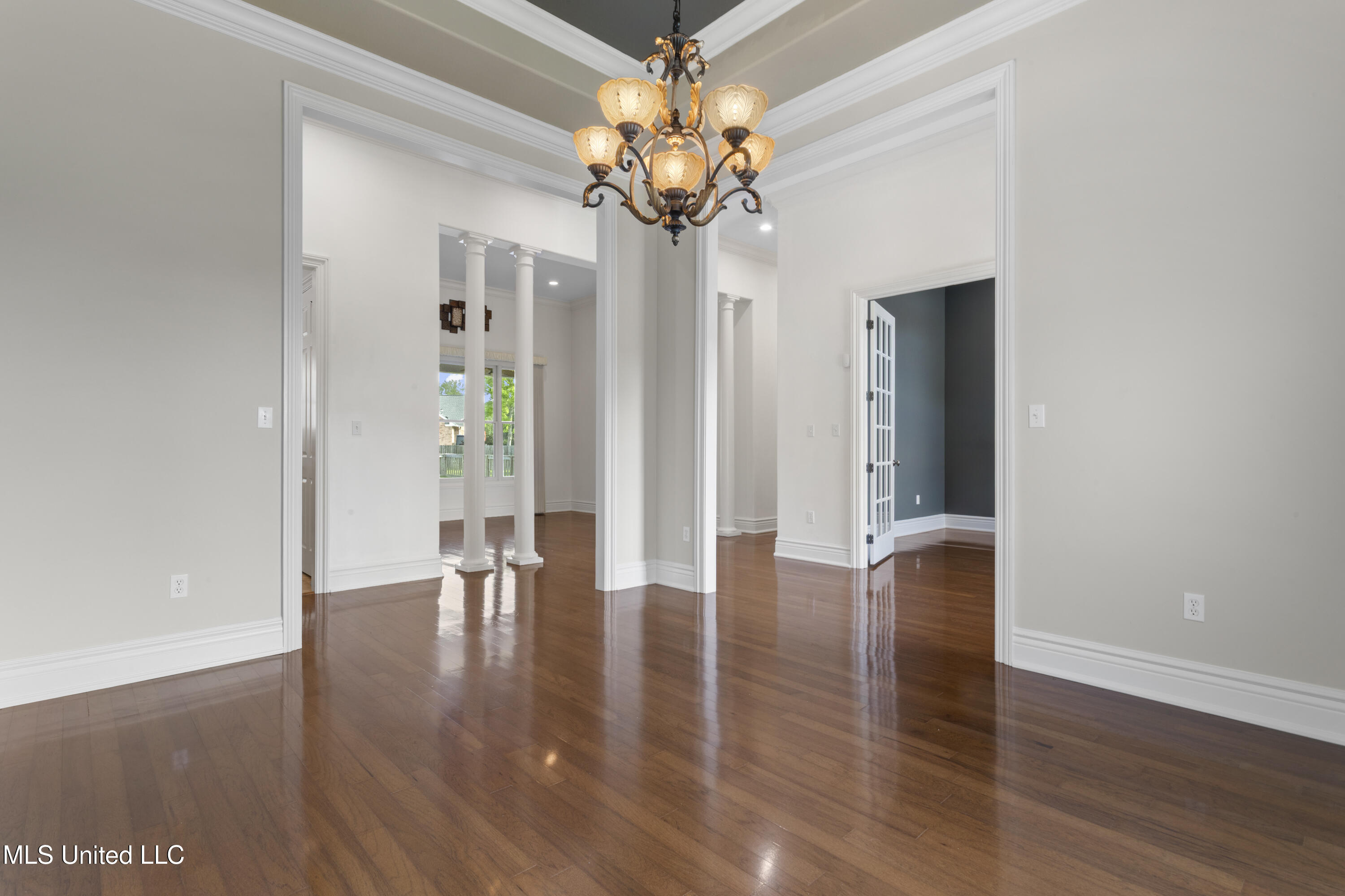 12240 S Lake Forest Drive Property Photo 19