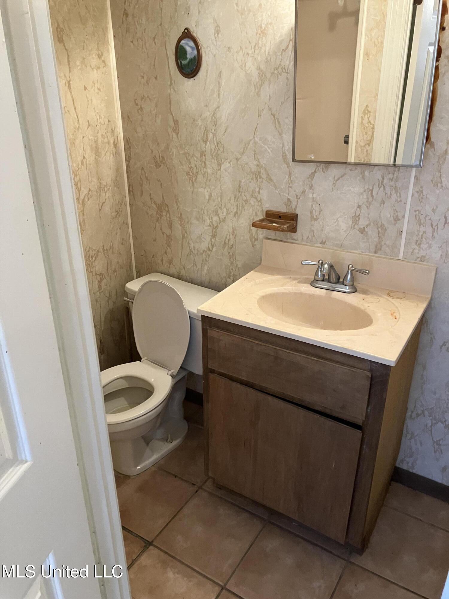 1233 25th Street Property Photo 10