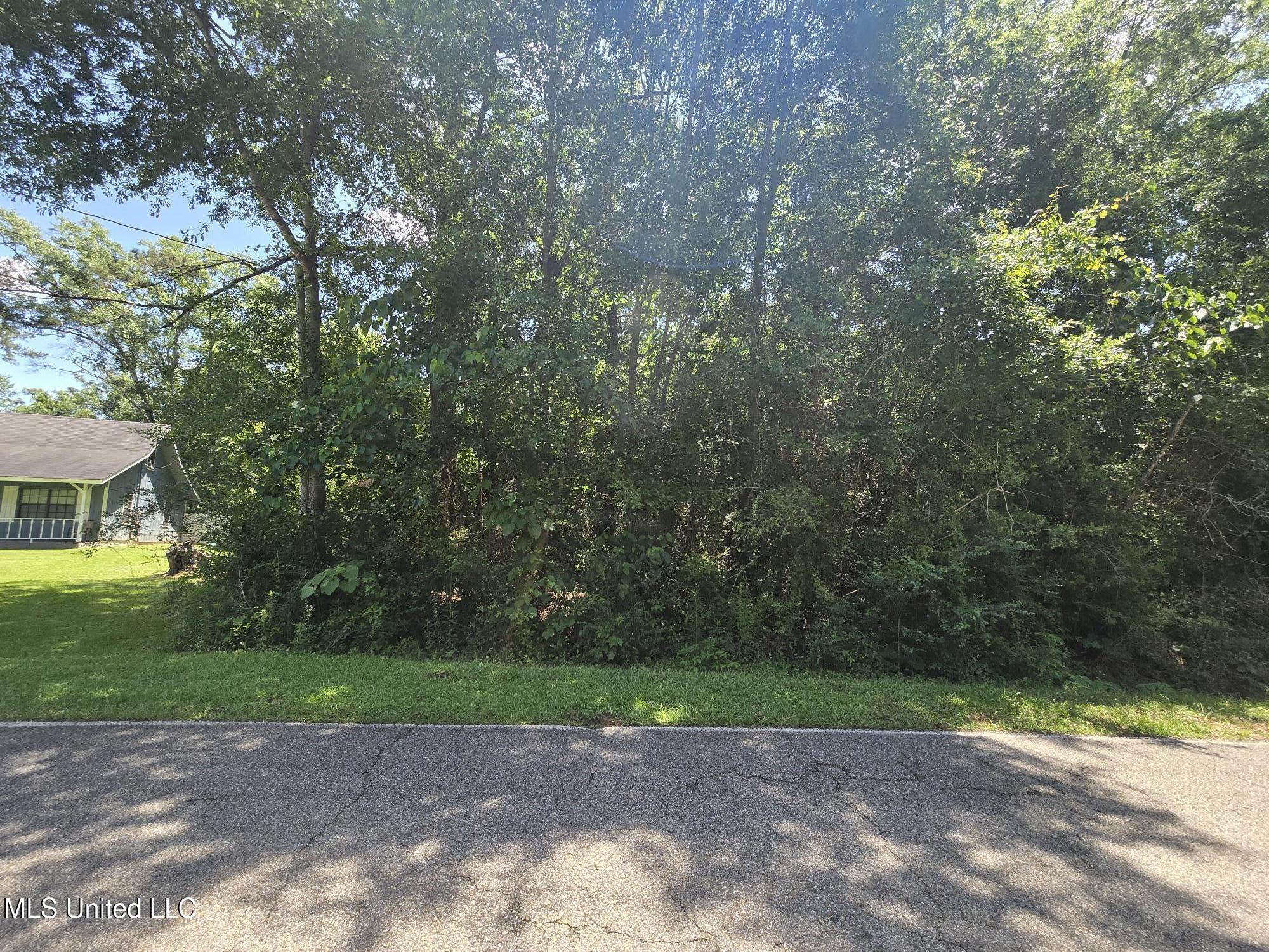 116 E Sunnybrook Road Property Photo 1